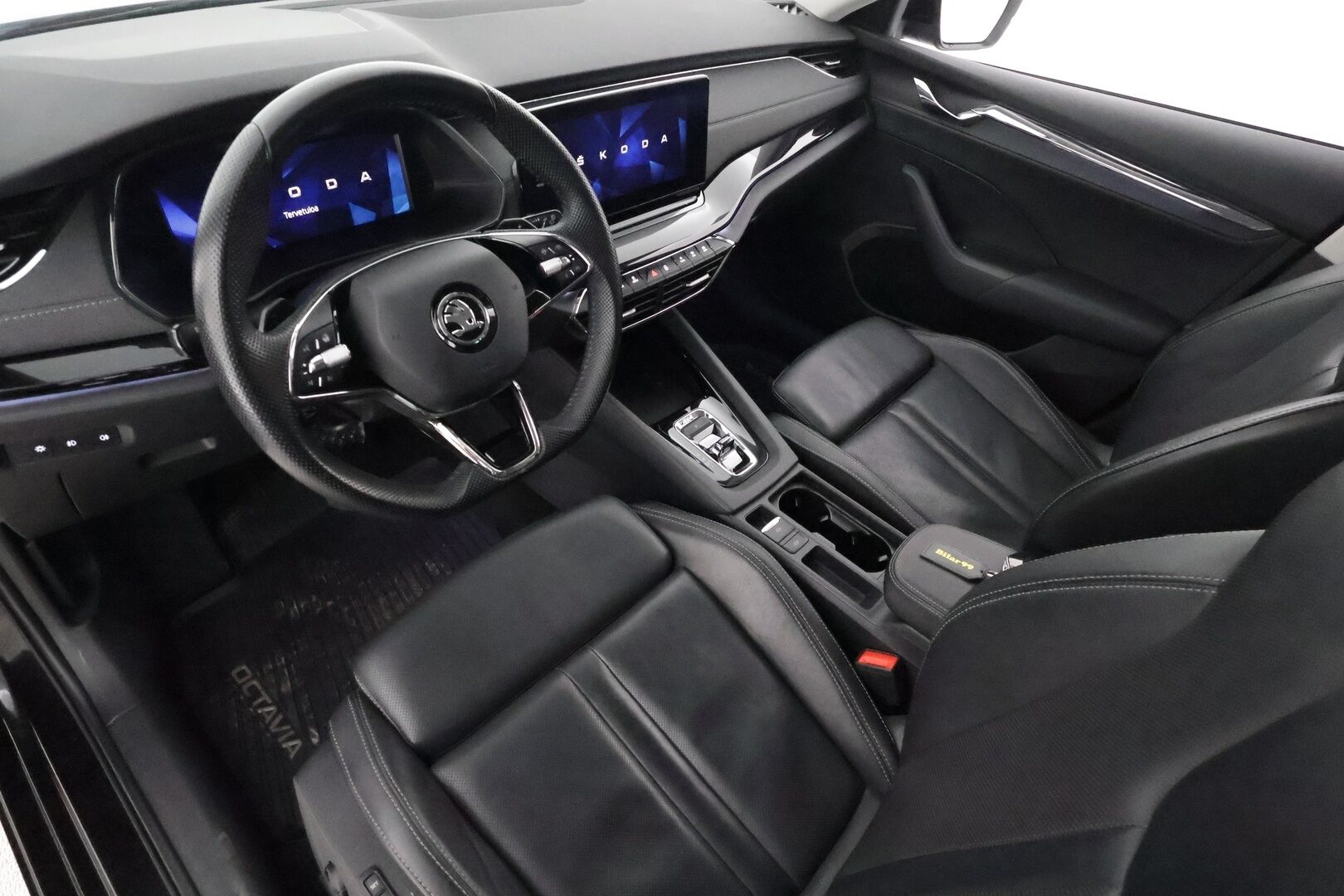 Skoda Octavia 2022 Combi 2.0 TDI 150 4x4 Style DSG Autom. - 1.Om Suomi-auto / Ilmastoidut&Hierovat muistipenkit / Canton / Webasto / Matrix-LED / Adapt. Vakkari / KeylessGo 