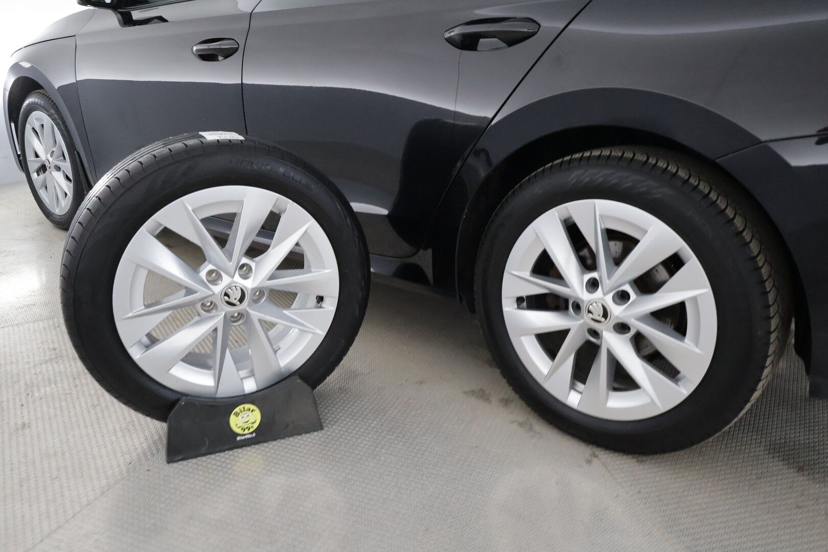 Skoda Octavia 2022 Combi 2.0 TDI 150 4x4 Style DSG Autom. - 1.Om Suomi-auto / Ilmastoidut&Hierovat muistipenkit / Canton / Webasto / Matrix-LED / Adapt. Vakkari / KeylessGo 