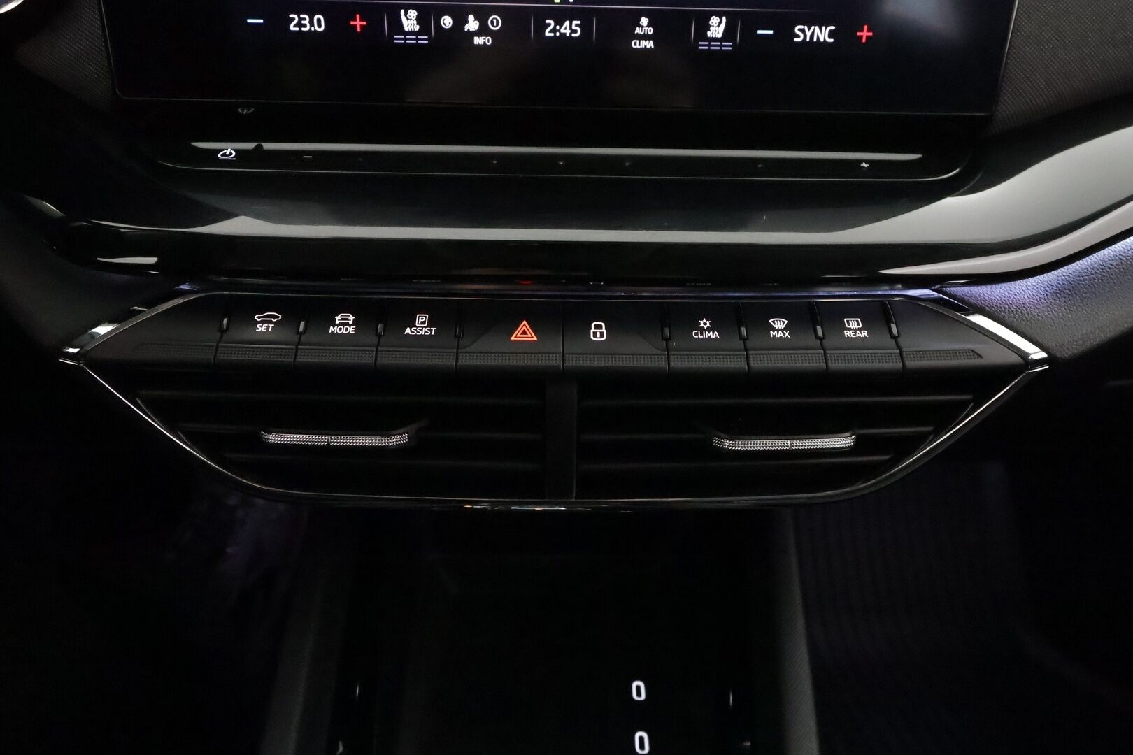 Skoda Octavia 2022 Combi 2.0 TDI 150 4x4 Style DSG Autom. - 1.Om Suomi-auto / Ilmastoidut&Hierovat muistipenkit / Canton / Webasto / Matrix-LED / Adapt. Vakkari / KeylessGo 