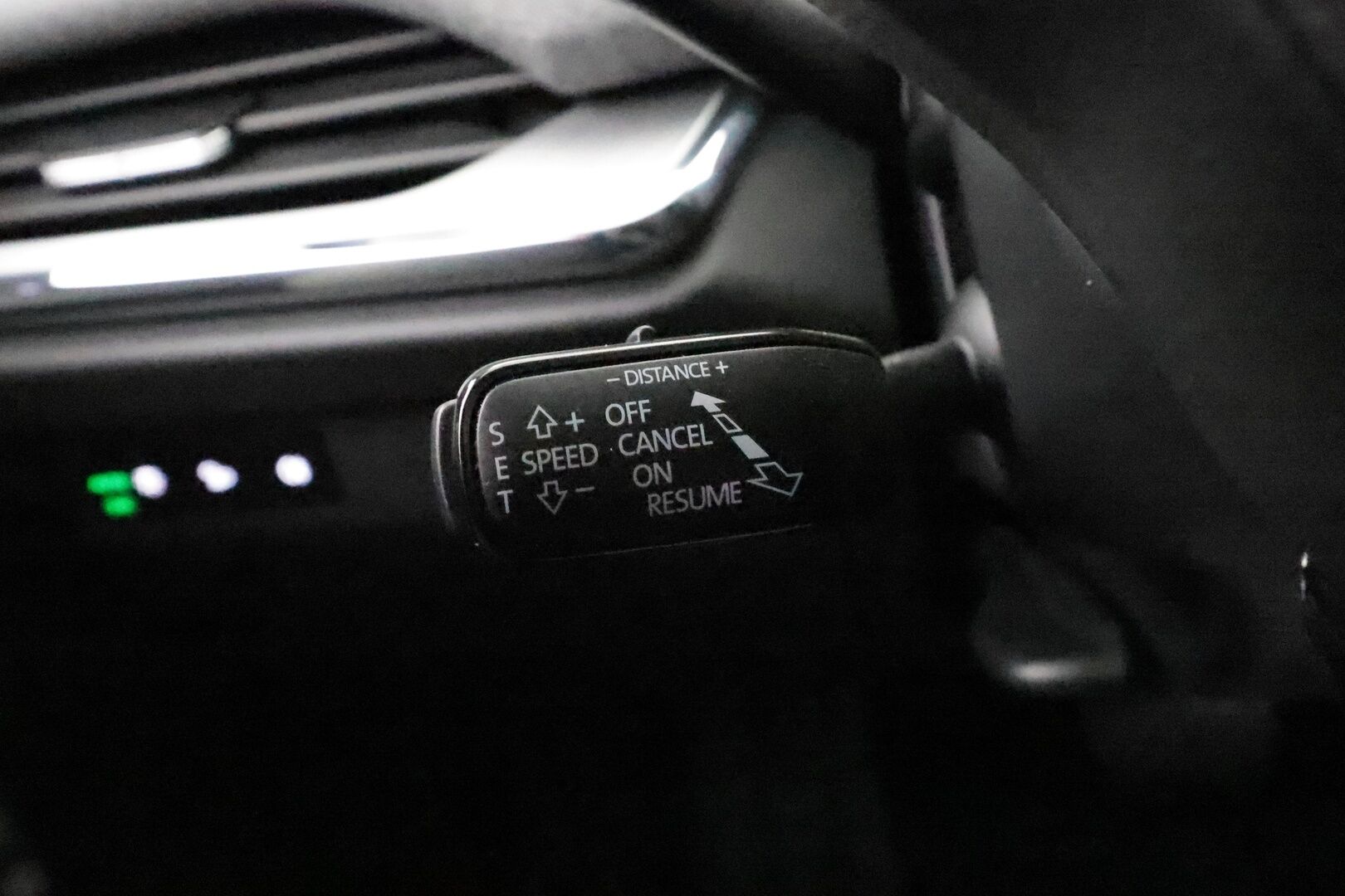 Skoda Enyaq 2022 60 iV * ILP / ACC / Matrix-LED / P.kamera / Muistipenkki / Navi / Kaistavahti / Keyless * - 1-om Suomi-auto / Kahdet renkaat