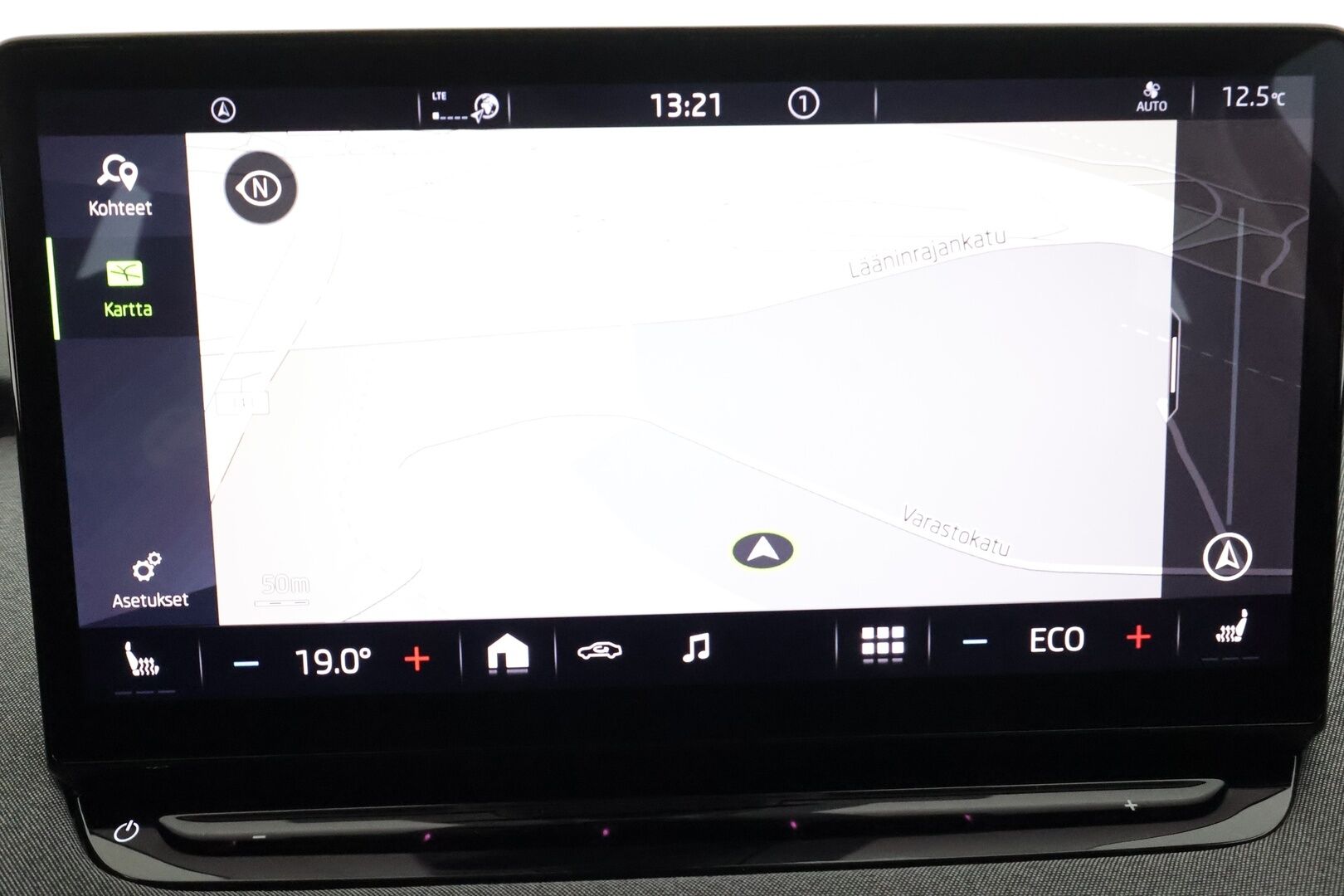 Skoda Enyaq 2022 60 iV * ILP / ACC / Matrix-LED / P.kamera / Muistipenkki / Navi / Kaistavahti / Keyless * - 1-om Suomi-auto / Kahdet renkaat