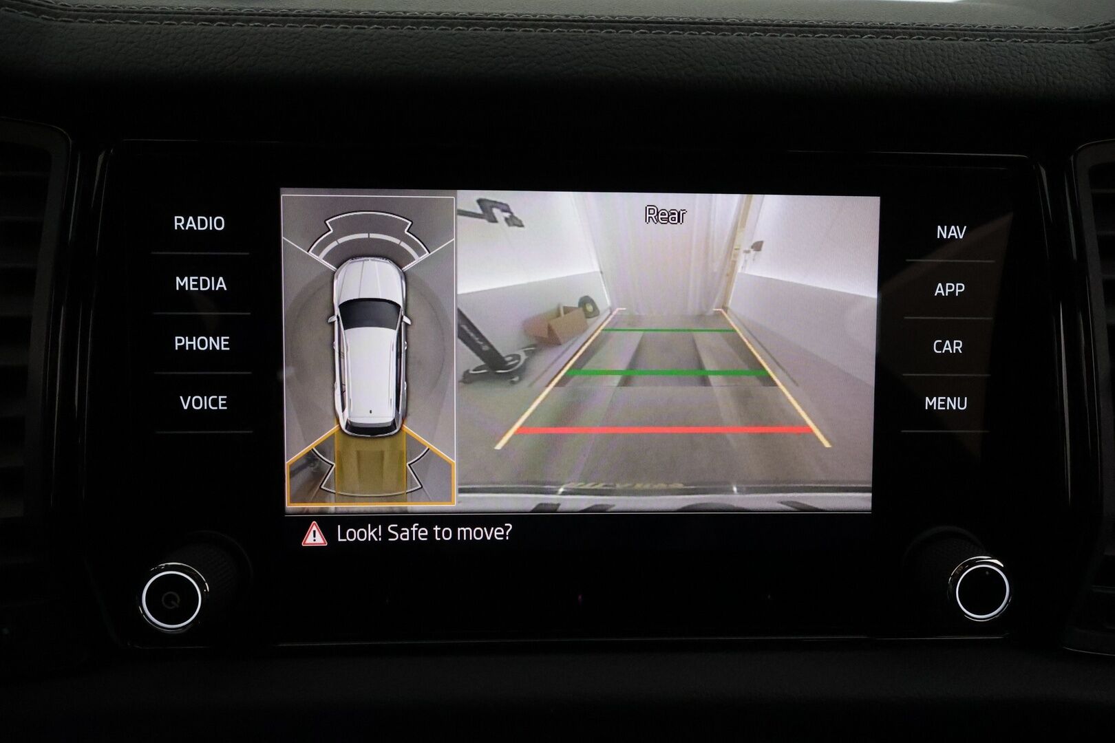 Skoda Kodiaq 2022 1.5 TSI ACT SportLine DSG **ACC / 360° / Muistipenkki / Canton / Webasto / Matrix LED / Sporttipenkit** - Suomi-auto / Kahdet renkaat aluvanteilla