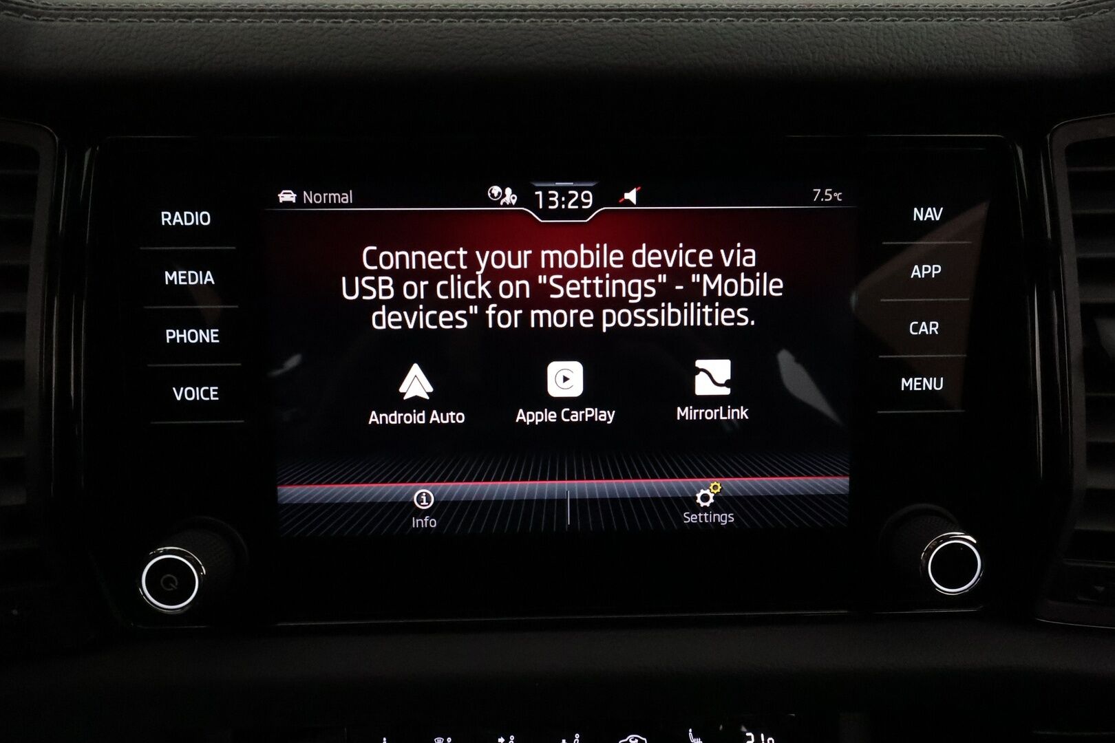 Skoda Kodiaq 2022 1.5 TSI ACT SportLine DSG **ACC / 360° / Muistipenkki / Canton / Webasto / Matrix LED / Sporttipenkit** - Suomi-auto / Kahdet renkaat aluvanteilla