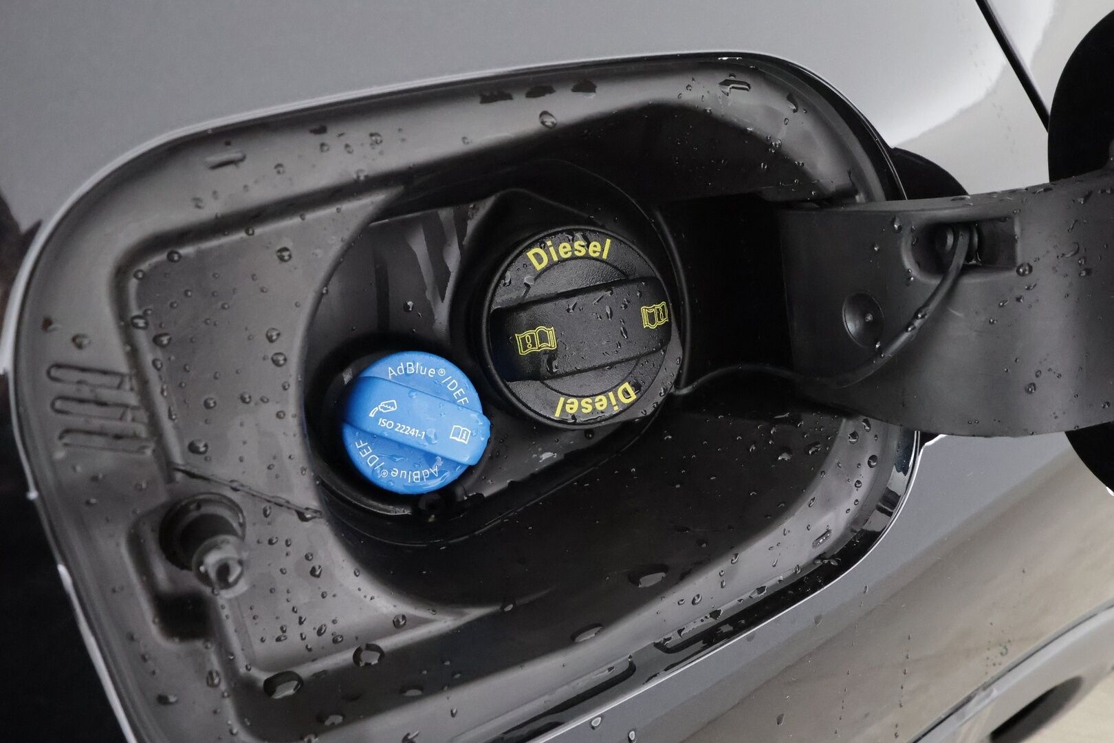 Skoda Octavia 2022 Combi 2.0 TDI 150 4x4 Scout DSG  *Acc / Webasto / Panorama / Matrix LED / P.Kamera / Keyless / Navi * - 1.om Suomi auto / Kahdet renkaat - HULLUT JOULUT KORKOTARJOUS 2,49% 