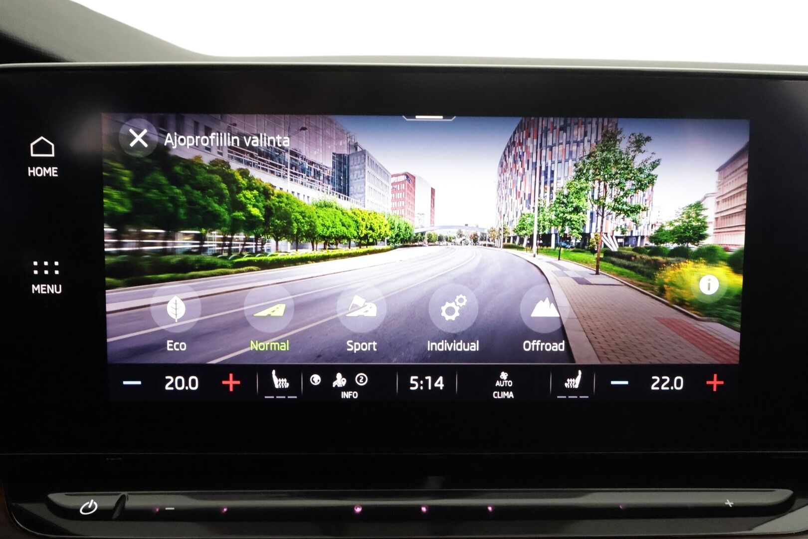 Skoda Octavia 2022 Combi 2.0 TDI 150 4x4 Scout DSG  *Acc / Webasto / Panorama / Matrix LED / P.Kamera / Keyless / Navi * - 1.om Suomi auto / Kahdet renkaat - HULLUT JOULUT KORKOTARJOUS 2,49% 