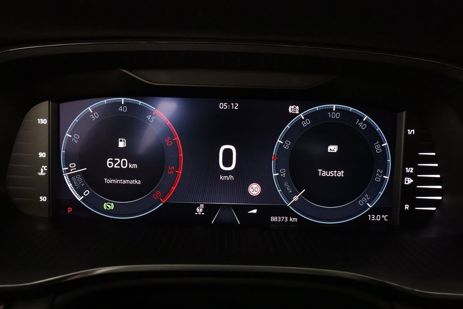 Skoda Octavia 2022 Combi 2.0 TDI 150 4x4 Scout DSG  *Acc / Webasto / Panorama / Matrix LED / P.Kamera / Keyless / Navi * - 1.om Suomi auto / Kahdet renkaat - HULLUT JOULUT KORKOTARJOUS 2,49% 