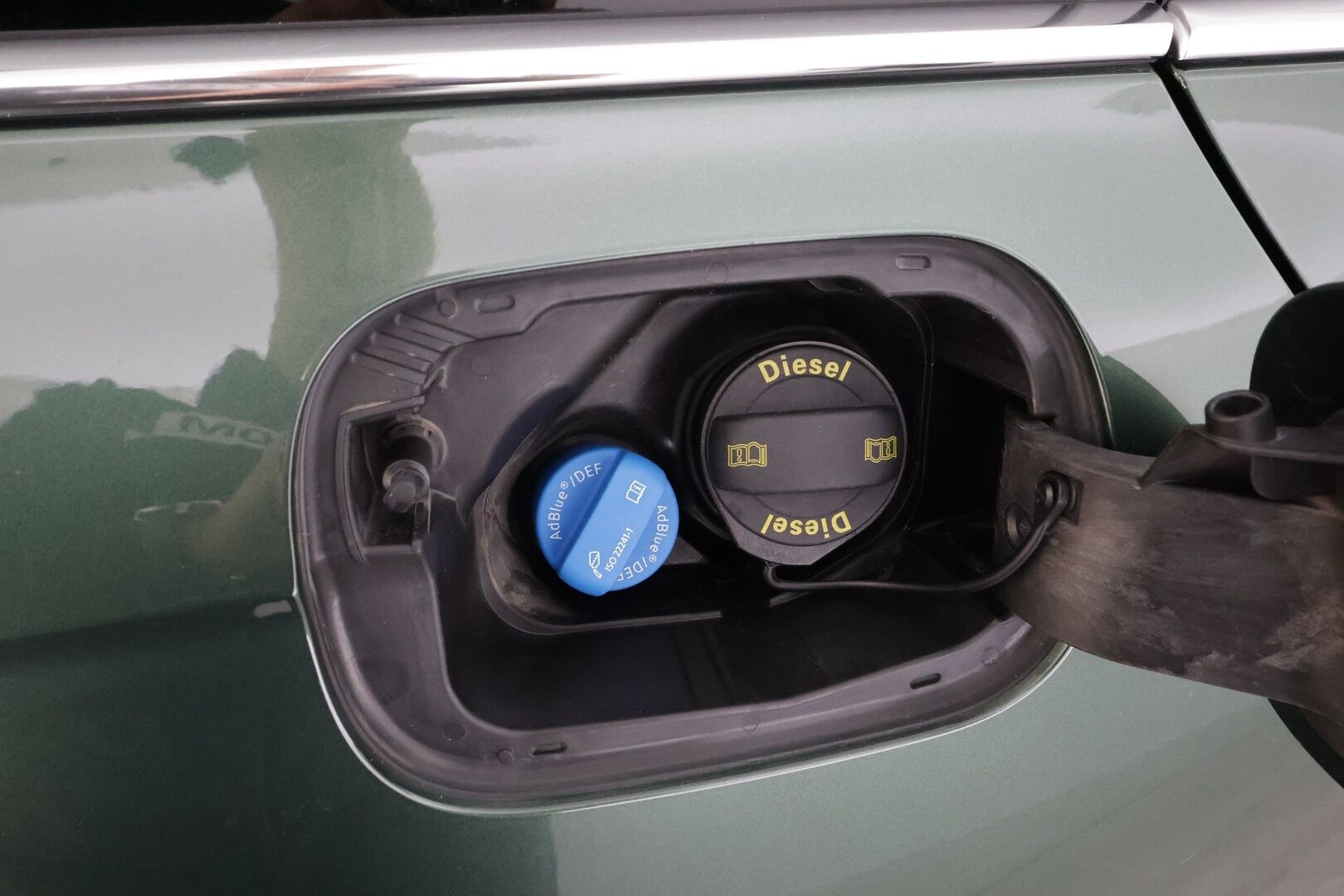 Skoda Superb 2021 Combi 2,0 TDI 150 Ambition DSG * ACC / P.kamera / LED / Digimittaristo / KeylessGo / Sähköluukku * - 1.Om Suomi-auto / Kahdet renkaat aluvanteilla