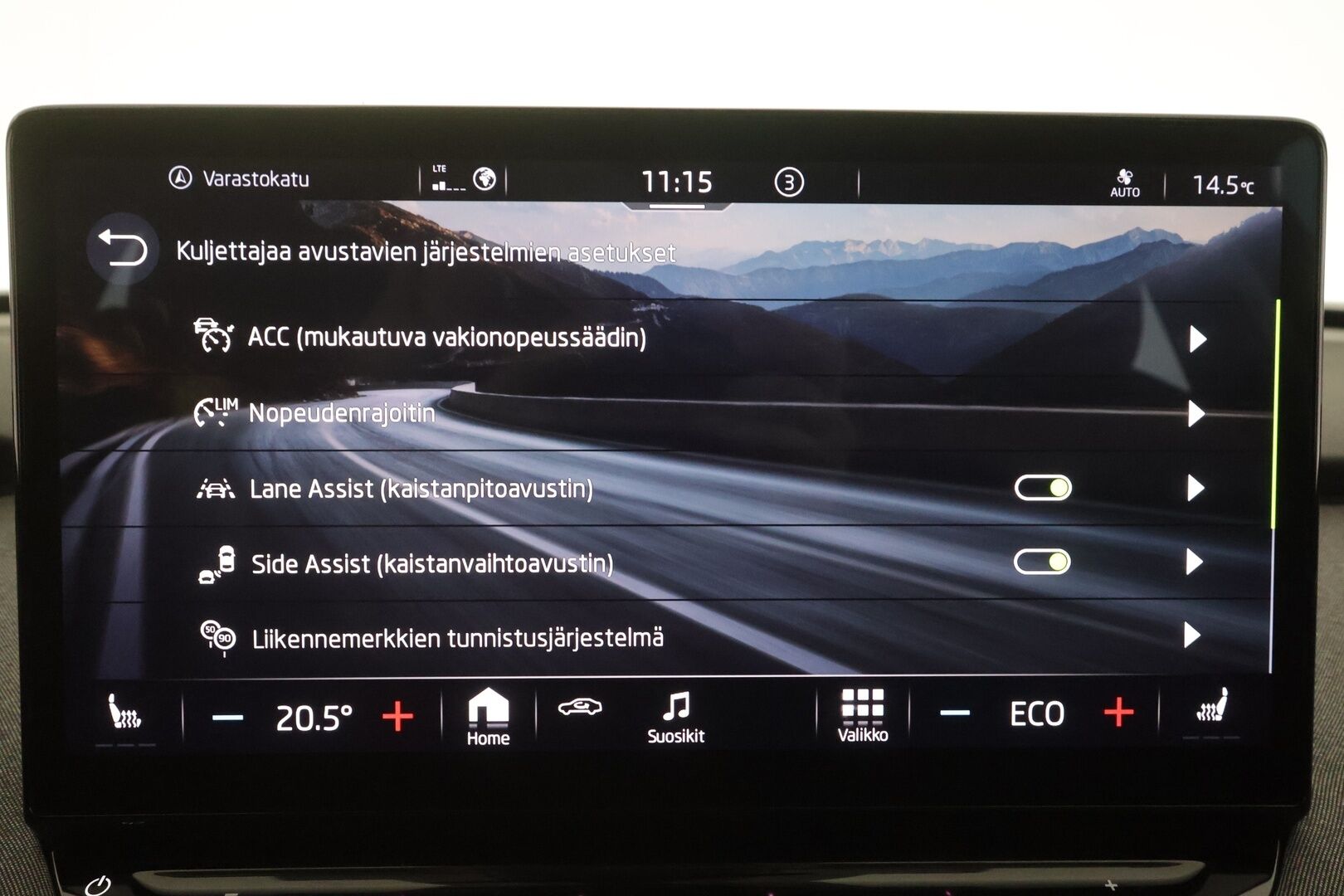 Skoda Enyaq 2022 80 Launch Edition iV - | ACC | ILP | Koukku | Puolinahat | P.kamera | Side Assist | Lane Assist | Keyless | Sähk. takaluukku | 2x renkaat aluin | 1-om suomiauto | 