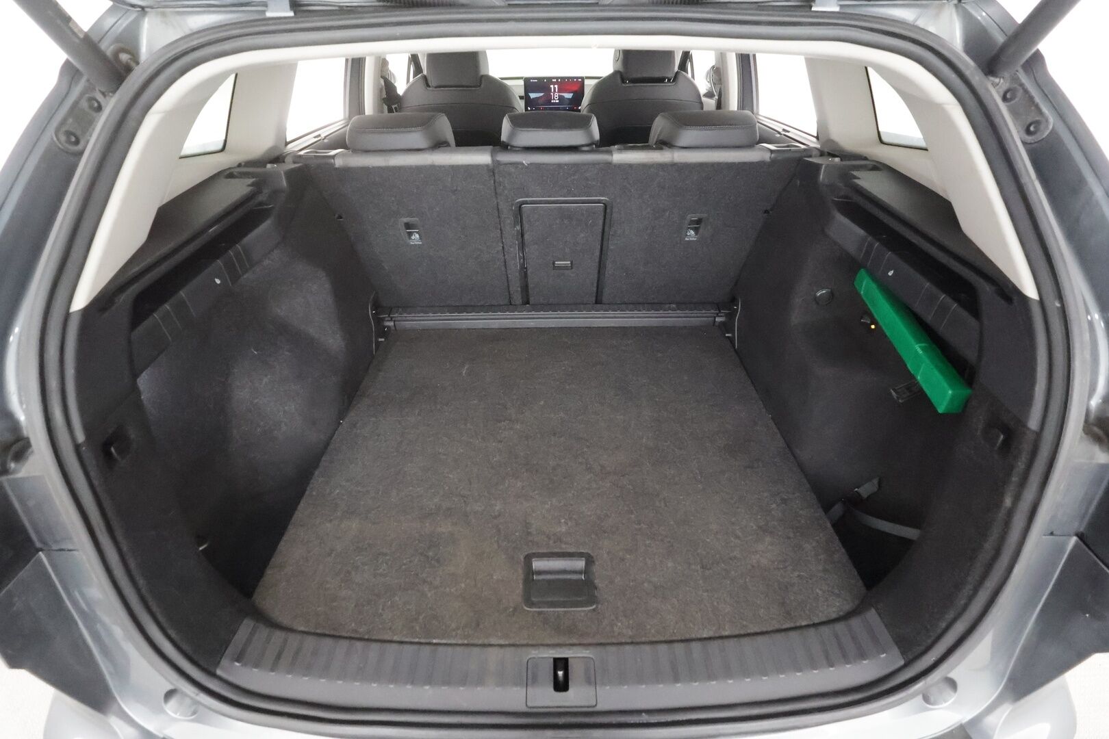 Skoda Enyaq 2022 80 Launch Edition iV - | ACC | ILP | Koukku | Puolinahat | P.kamera | Side Assist | Lane Assist | Keyless | Sähk. takaluukku | 2x renkaat aluin | 1-om suomiauto | 