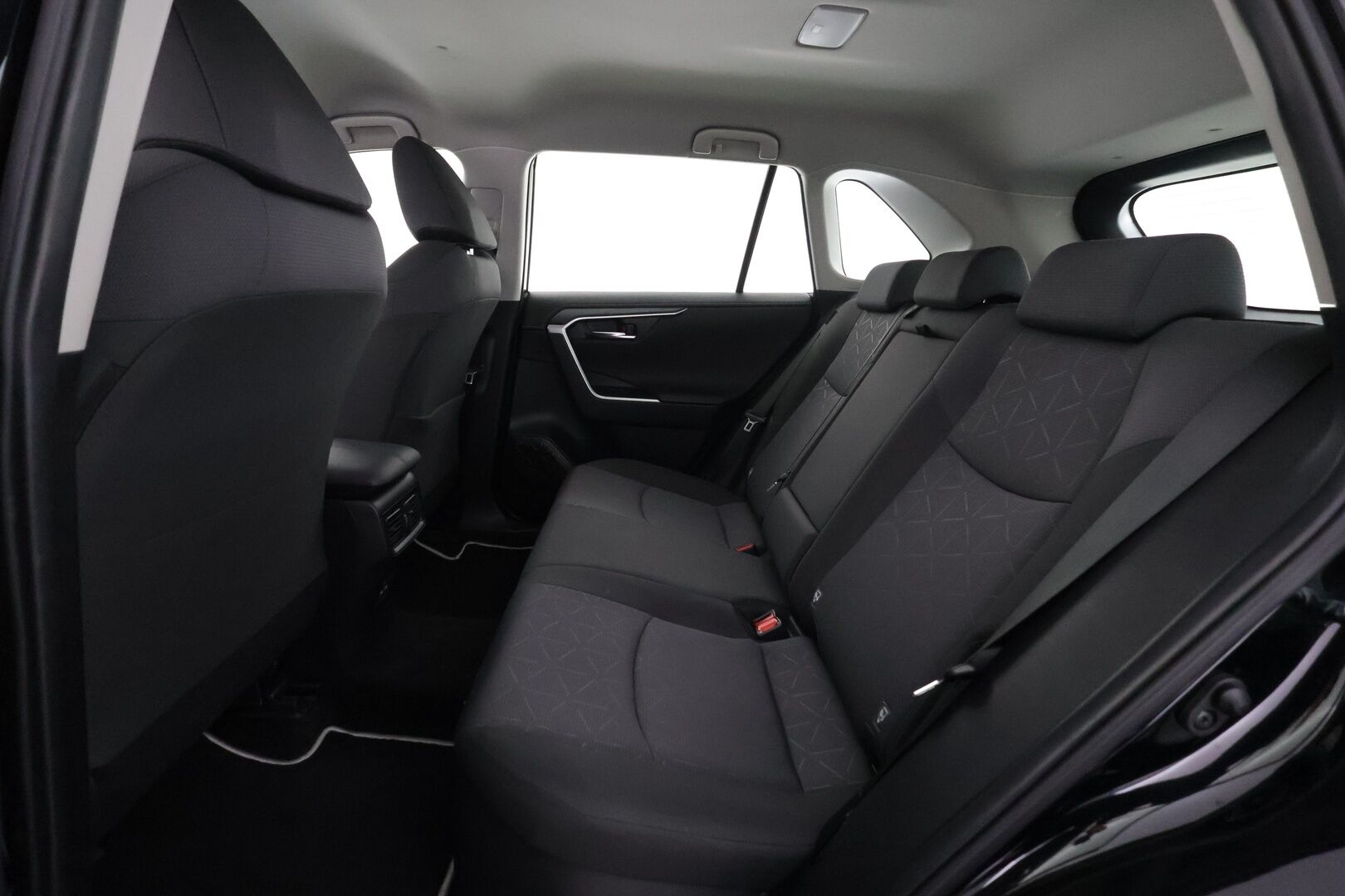 Toyota RAV4 2022 2,5 Hybrid Business Edition - | ACC | Koukku | LED | P.kamera ja tutkat | LTA | PCS | RSA | Navi | Apple & Android | Lämm. ratti | Lämm. tuulilasi | Merkkihuollettu | 2x renkaat aluin |