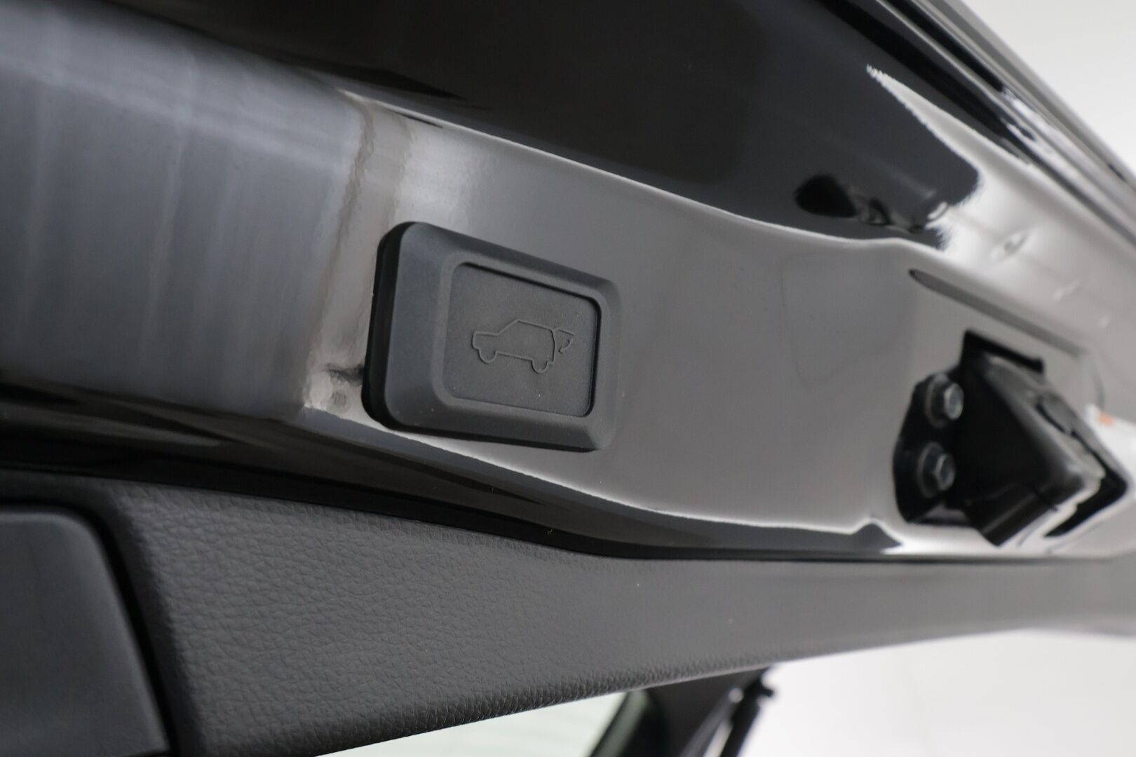Toyota RAV4 2022 2,5 Hybrid Business Edition - | ACC | Koukku | LED | P.kamera ja tutkat | LTA | PCS | RSA | Navi | Apple & Android | Lämm. ratti | Lämm. tuulilasi | Merkkihuollettu | 2x renkaat aluin |