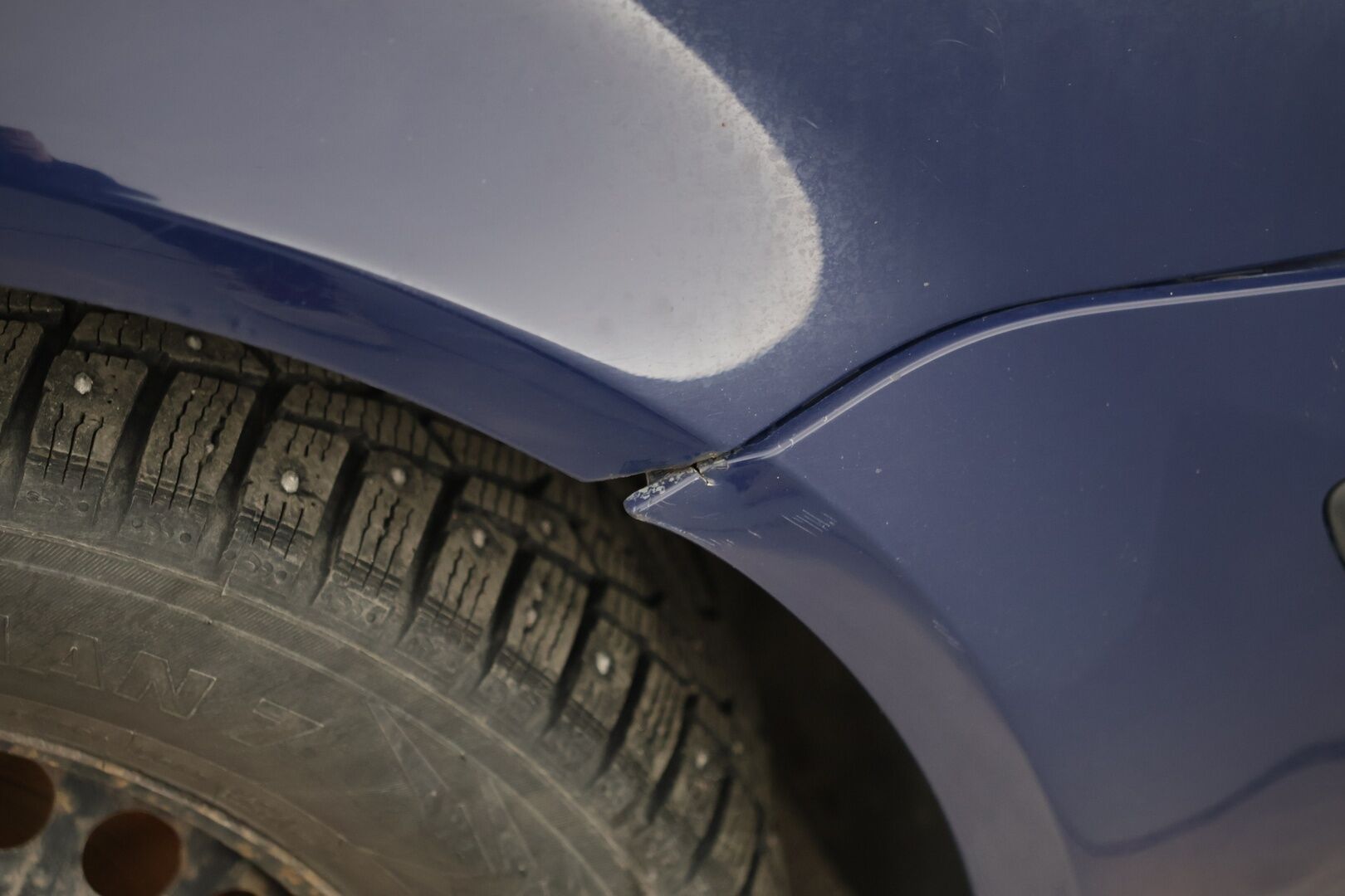 Volkswagen Passat 2003 4D PASSAT SEDAN 2.0-3BG/269 - YritysOutlet - Myydään vain yrityksille -* - *Ilmastointi / Vakionopeuden säädin / Kahdet renkaat*