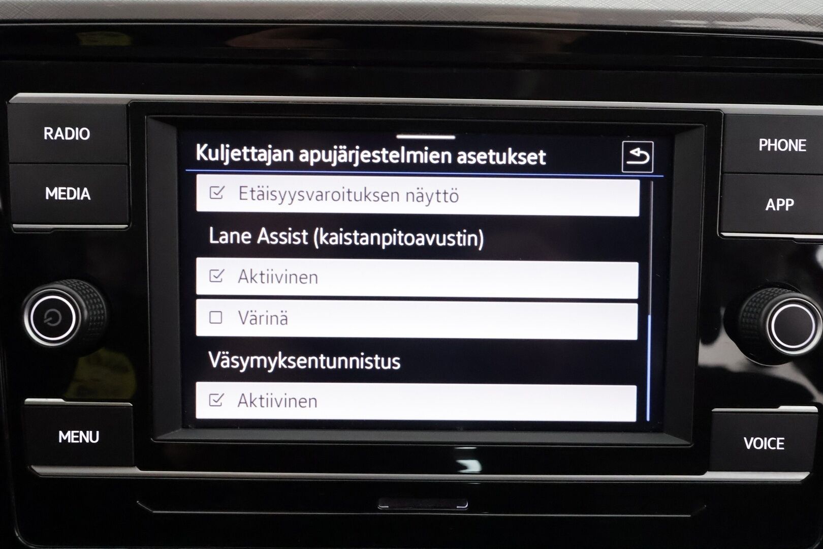 Volkswagen Passat 2022 Variant Comfort Business 1,5 TSI EVO 110 kW DSG * IQ-LLight / ACC / Webasto / Navi / Sähköluukku * - 1.Om Suomi-auto / Kahdet renkaat