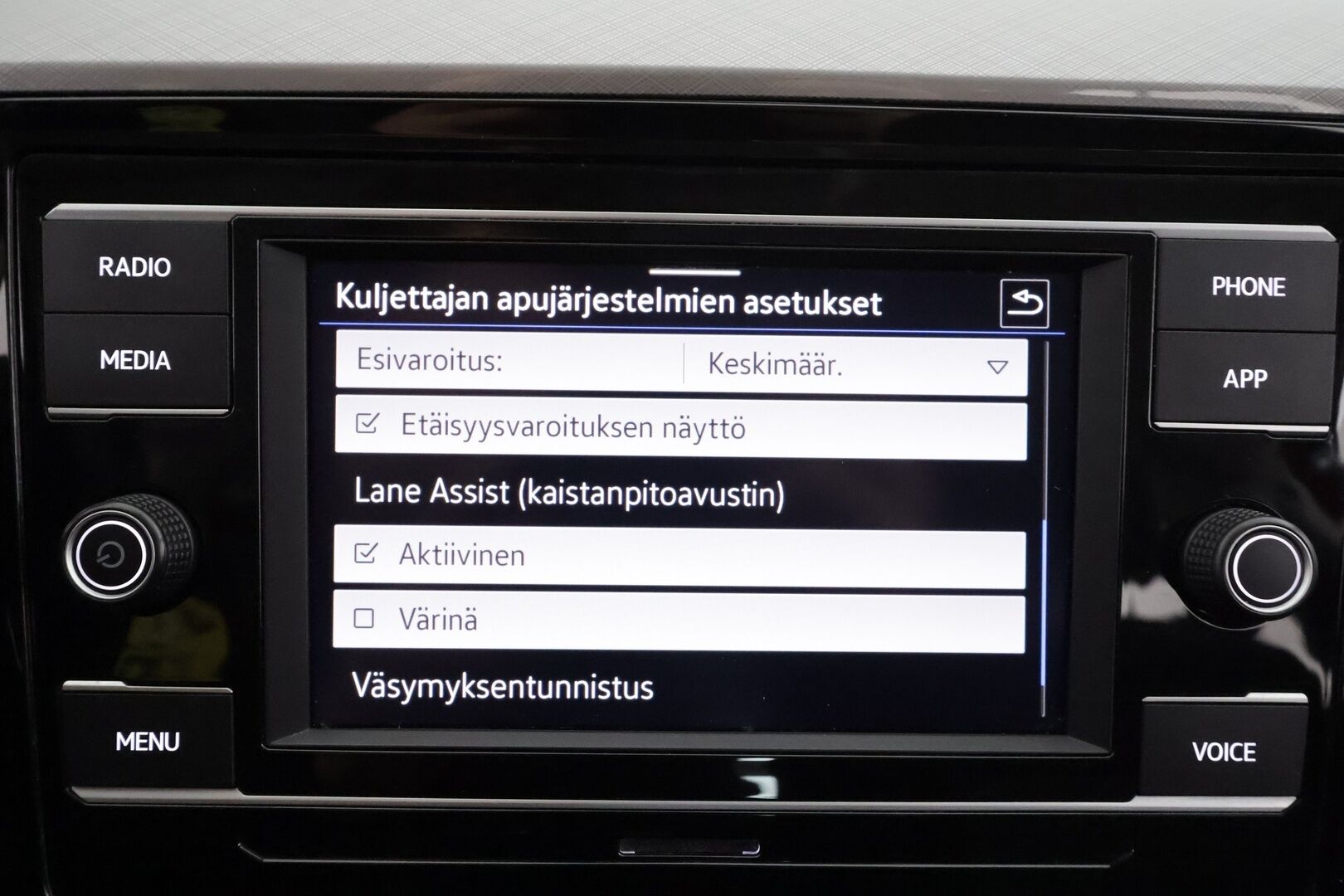 Volkswagen Passat 2022 Variant Comfort Business 1,5 TSI EVO 110 kW DSG * IQ-LLight / ACC / Webasto / Navi / Sähköluukku * - 1.Om Suomi-auto / Kahdet renkaat