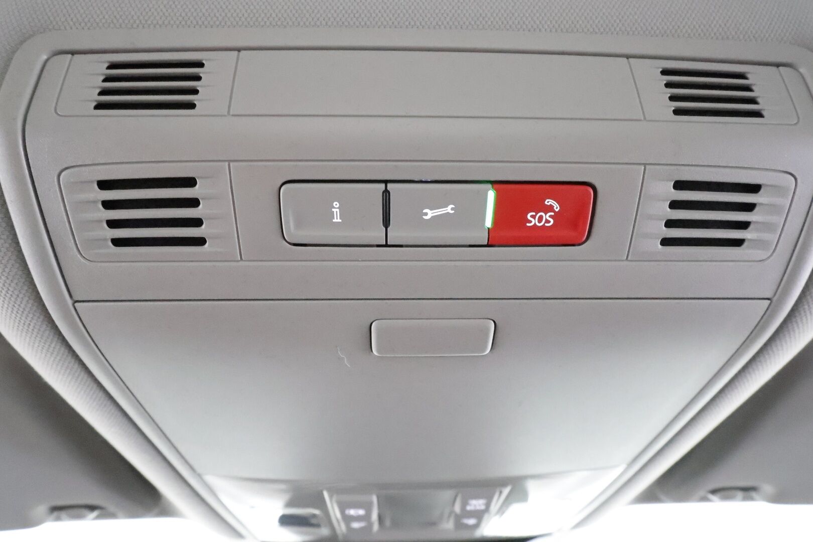 Volkswagen Passat 2022 Variant Comfort Business 1,5 TSI EVO 110 kW DSG * IQ-LLight / ACC / Webasto / Navi / Sähköluukku * - 1.Om Suomi-auto / Kahdet renkaat