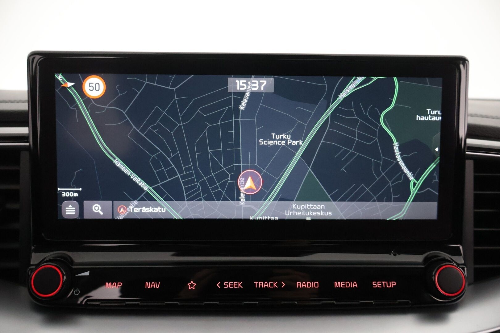 Kia Ceed 2021 1,6 GDI Plug-In Hybrid Business Premium SW DCT / Adapt. Vak / P-kamera / KeyLess / LED / Blis - Merkkiliikkeen huollot / 2x renkaat vanteilla / 