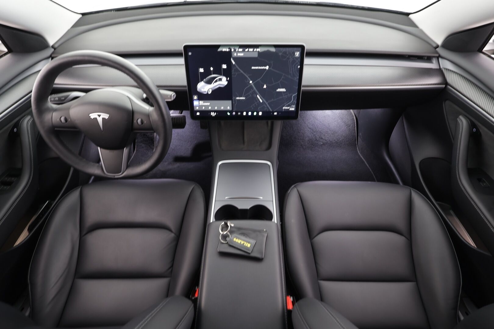 Tesla Model 3 2021 Long Range Dual motor AWD * Lasikatto / Premium Audio / P.kamera / Matrix LED / Nahat / ILP / Navi * - Kahdet renkaat aluvanteilla - HULLUT BLACKWEEK JATKOT - KORKOTARJOUS 2,49%