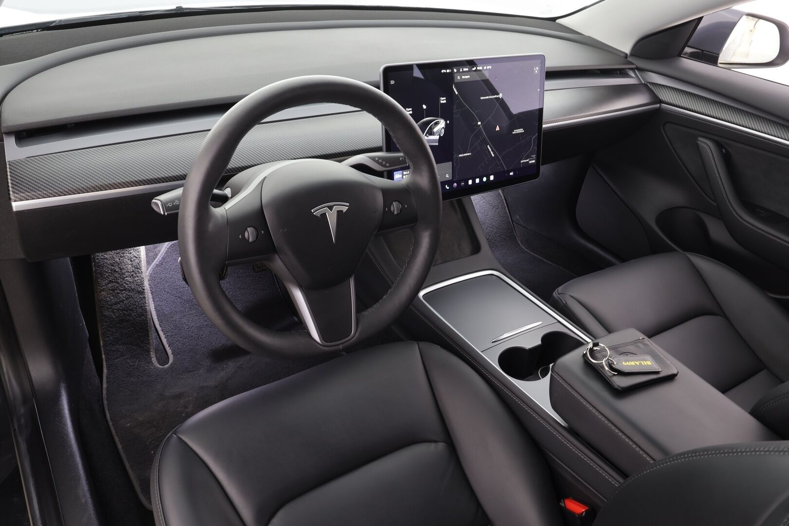 Tesla Model 3 2021 Long Range Dual motor AWD * Lasikatto / Premium Audio / P.kamera / Matrix LED / Nahat / ILP / Navi * - Kahdet renkaat aluvanteilla - HULLUT BLACKWEEK JATKOT - KORKOTARJOUS 2,49%