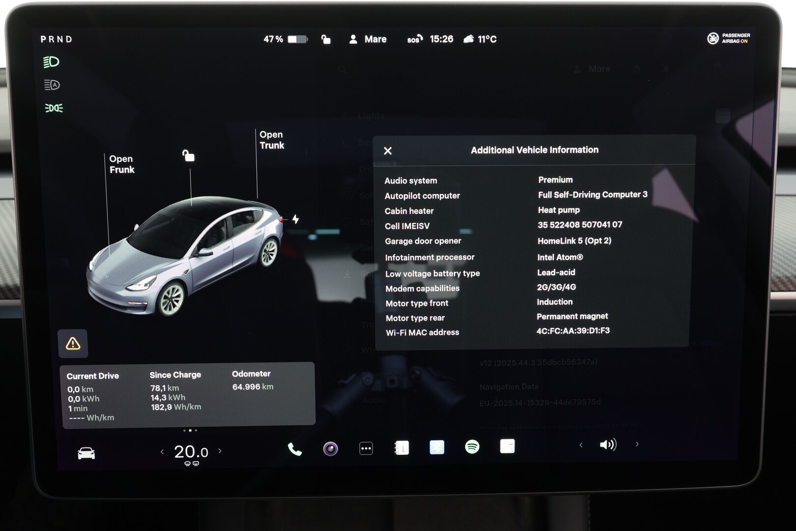 Tesla Model 3 2021 Long Range Dual motor AWD * Lasikatto / Premium Audio / P.kamera / Matrix LED / Nahat / ILP / Navi * - Kahdet renkaat aluvanteilla - HULLUT BLACKWEEK JATKOT - KORKOTARJOUS 2,49%