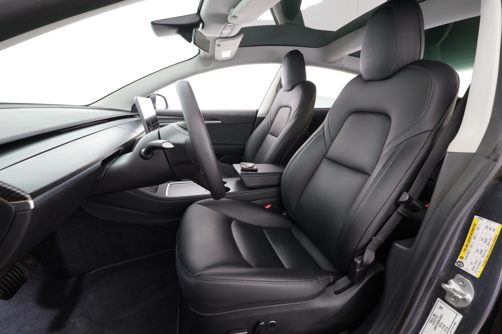 Tesla Model 3 2021 Long Range Dual motor AWD *Lasikatto / Premium Audio / Kamera / Matrix LED / Nahat / ILP / Navi * - Kahdet renkaat alumiinivanteilla / ILP / Facelift