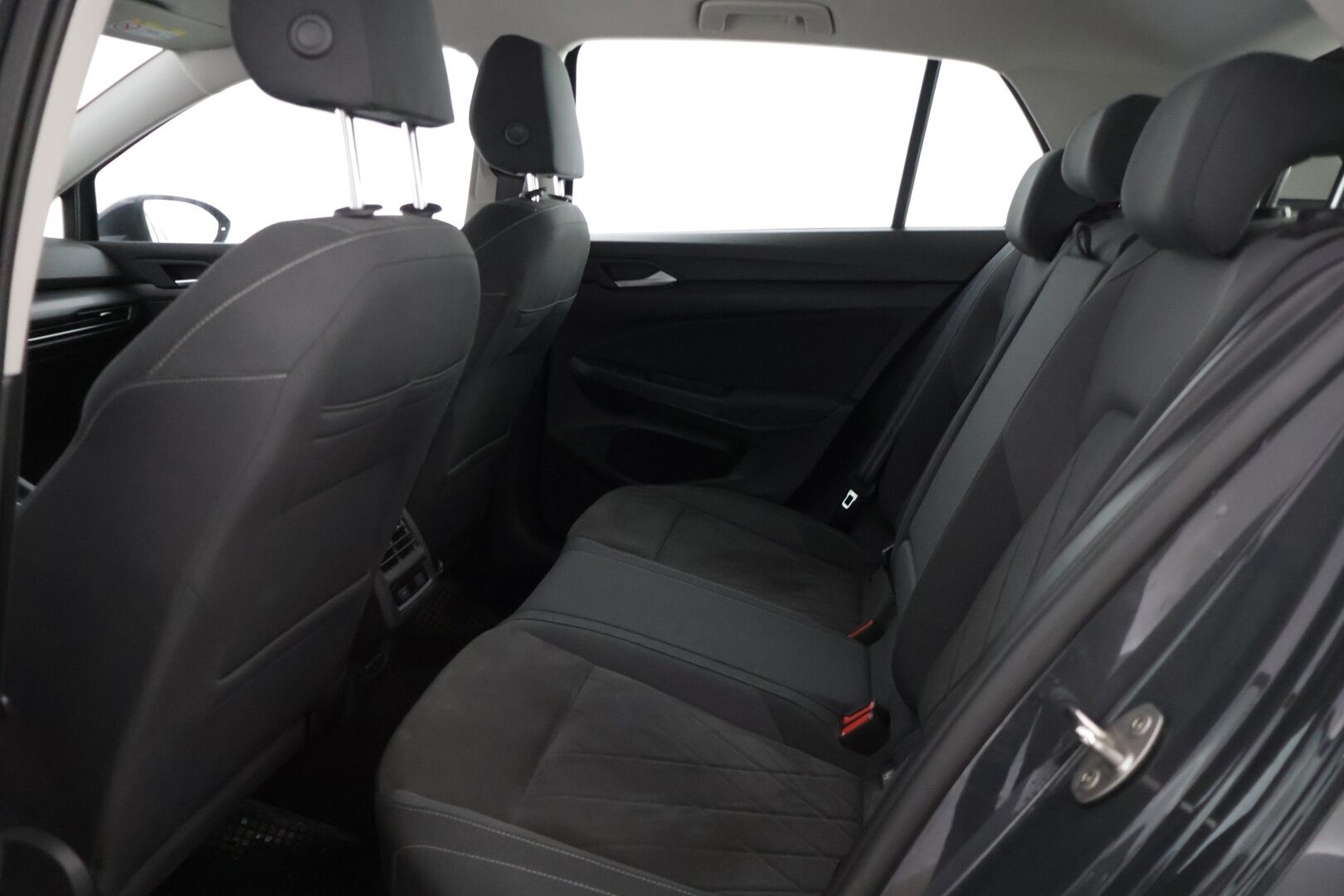 Volkswagen Golf 2021 GTE 180 kW (PHEV) DSG-automaatti * Hierova Muistipenkki / Adapt. Cruise / LED / Tutkat / Apple&Android / Navi* - * Vähän ajettu / Volkkarin omat aluvanteet * - HULLUT VÄLIPÄIVÄT KORKOTARJOUS 2,49%