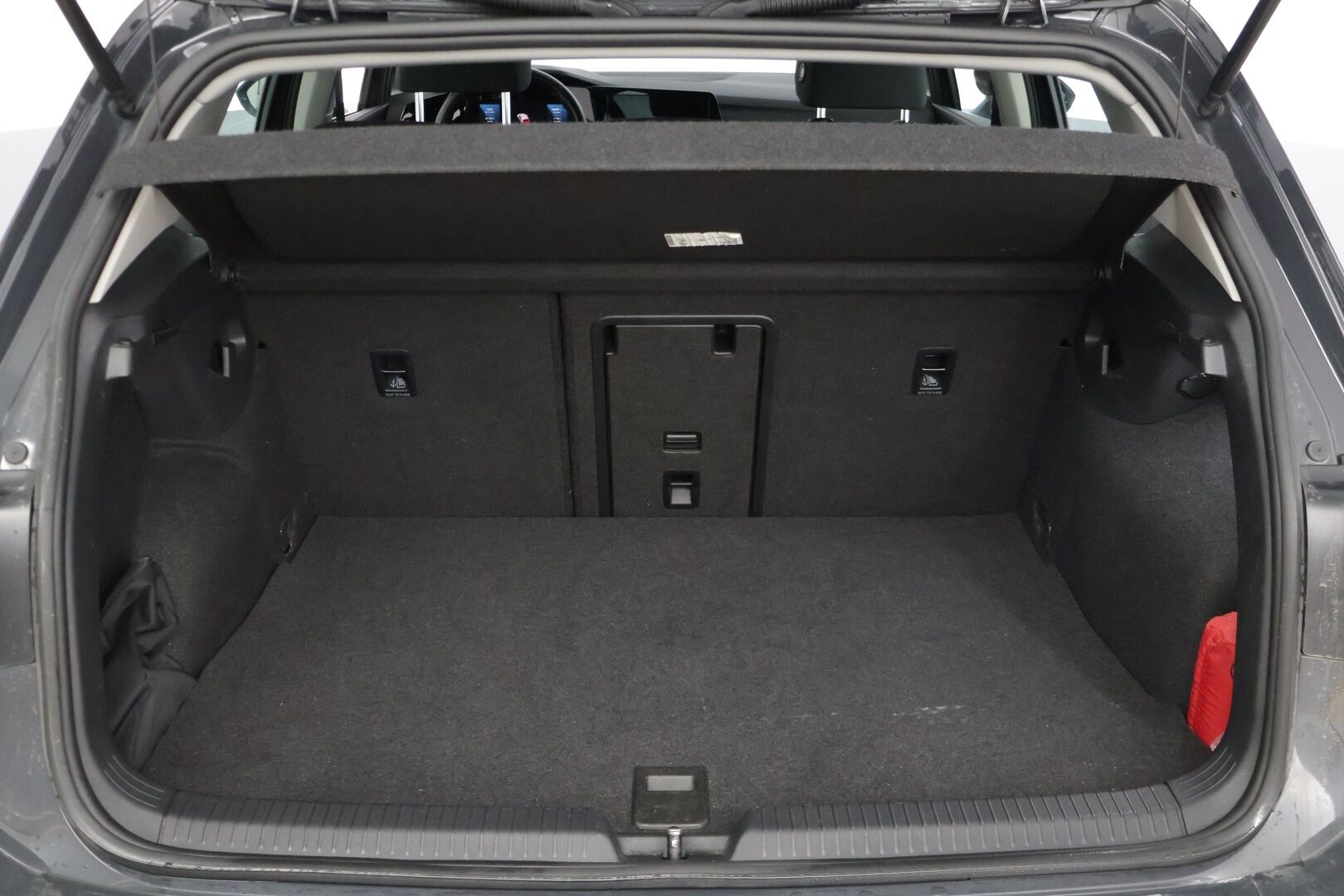 Volkswagen Golf 2021 Style eHybrid 150 kW (PHEV) DSG-automaatti * Hierova Muistipenkki / Adapt. Cruise / LED / Tutkat / Apple&Android / Navi* - * Vähän ajettu / Volkkarin omat aluvanteet / seuraava huolto 1/27 *