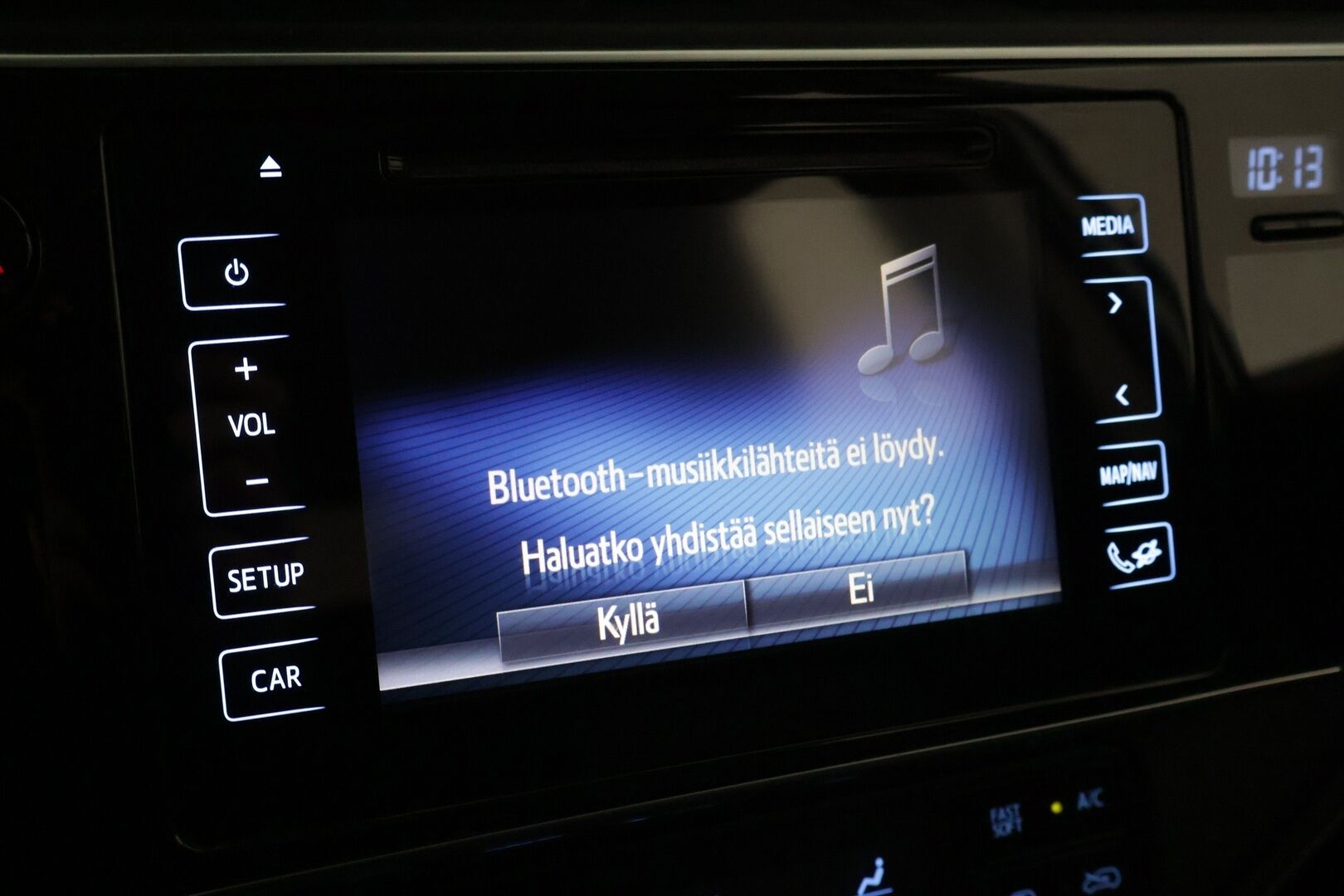 Toyota Auris 2018 1,8 Hybrid Active - P.Kamera | Vakkkari | BT | Metalliväri | 2X Renkaat ja vanteet 