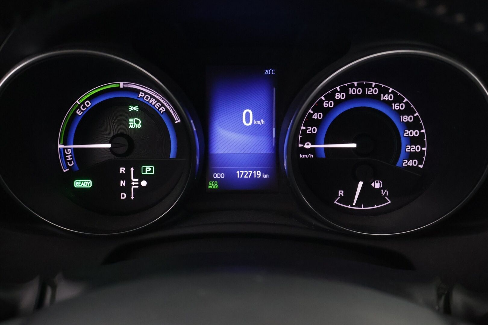 Toyota Auris 2018 1,8 Hybrid Active - P.Kamera | Vakkkari | BT | Metalliväri | 2X Renkaat ja vanteet 