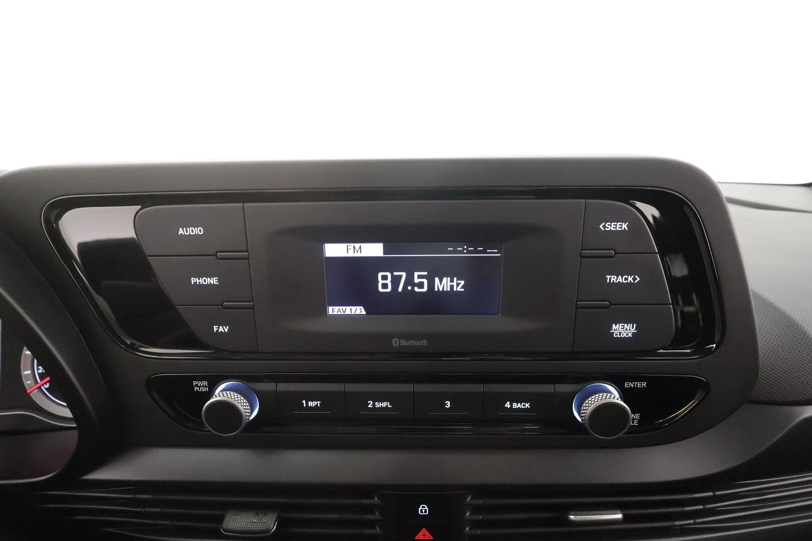 Hyundai i20 Hatchback 2023 1,0 T-GDI 100 hv 7-DCT Fresh - | Tehdastakuu | Vakkari | Kaistavahti | Lohko + sisälämmitin | Lämm. ratti | BT | 1-om suomiauto | Merkkihuollot | 