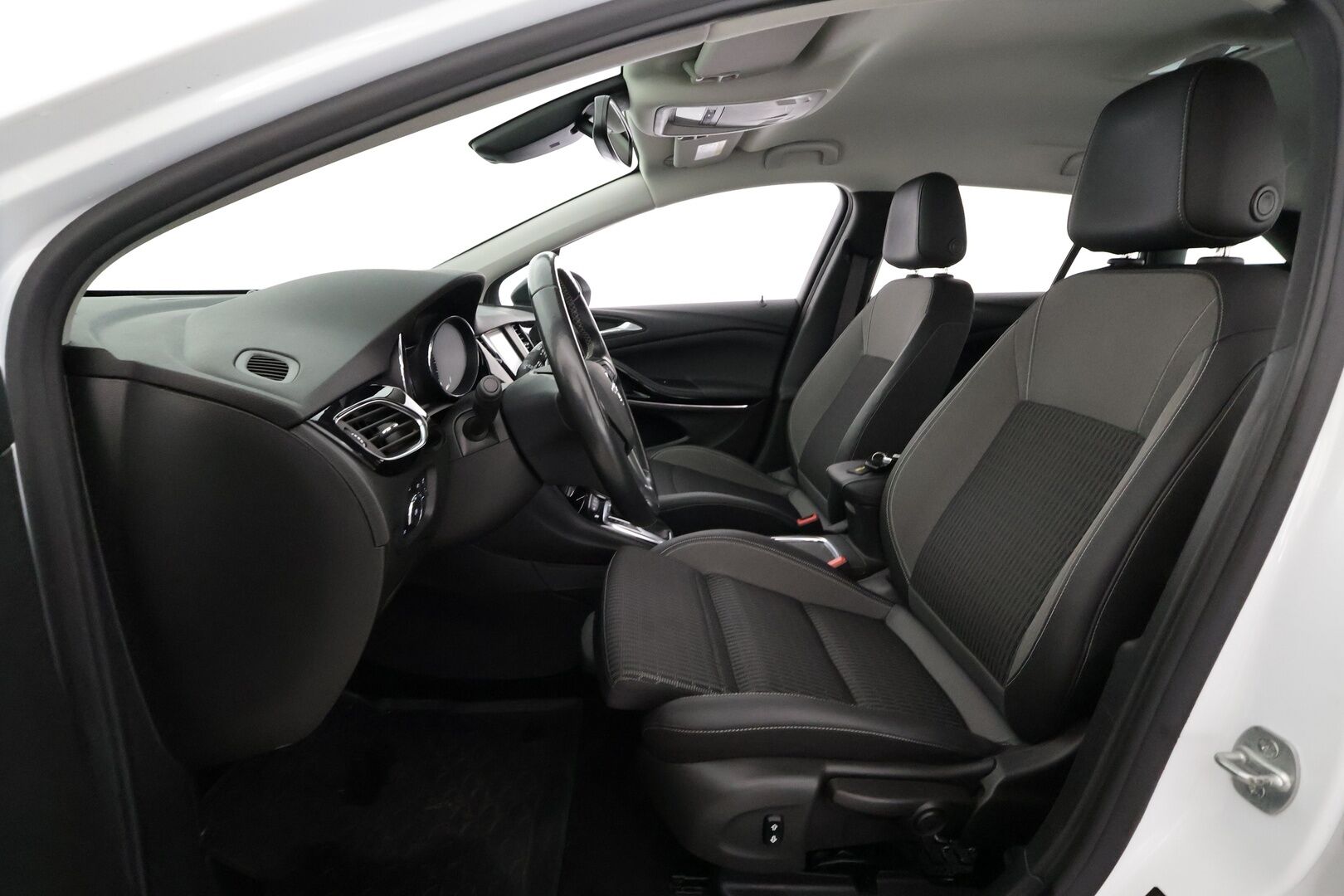 OPEL ASTRA 2022 Sports Tourer Classic Plus 145 Turbo A
