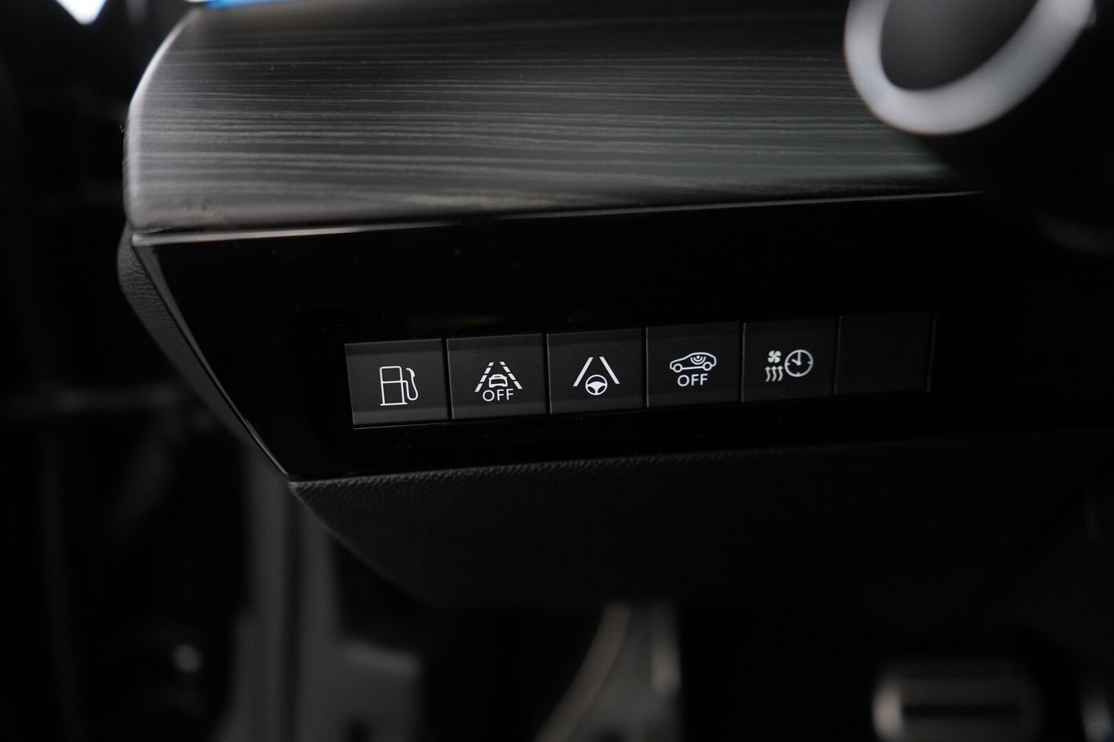 PEUGEOT 508 2021 PSE Hybrid4 360 EAT8-aut. AWD / Night Vision / 360° Kamera / Hierovat Etuistuimet / Muistipenkki / Focal Audio / ACC / KeylessGo / - 3,99 % KORKOTARJOUS TÄHÄN AUTOON - Viimeisin huolto 5/2025 / Merkkihuollot / Kahdet renkaat ja vanteet