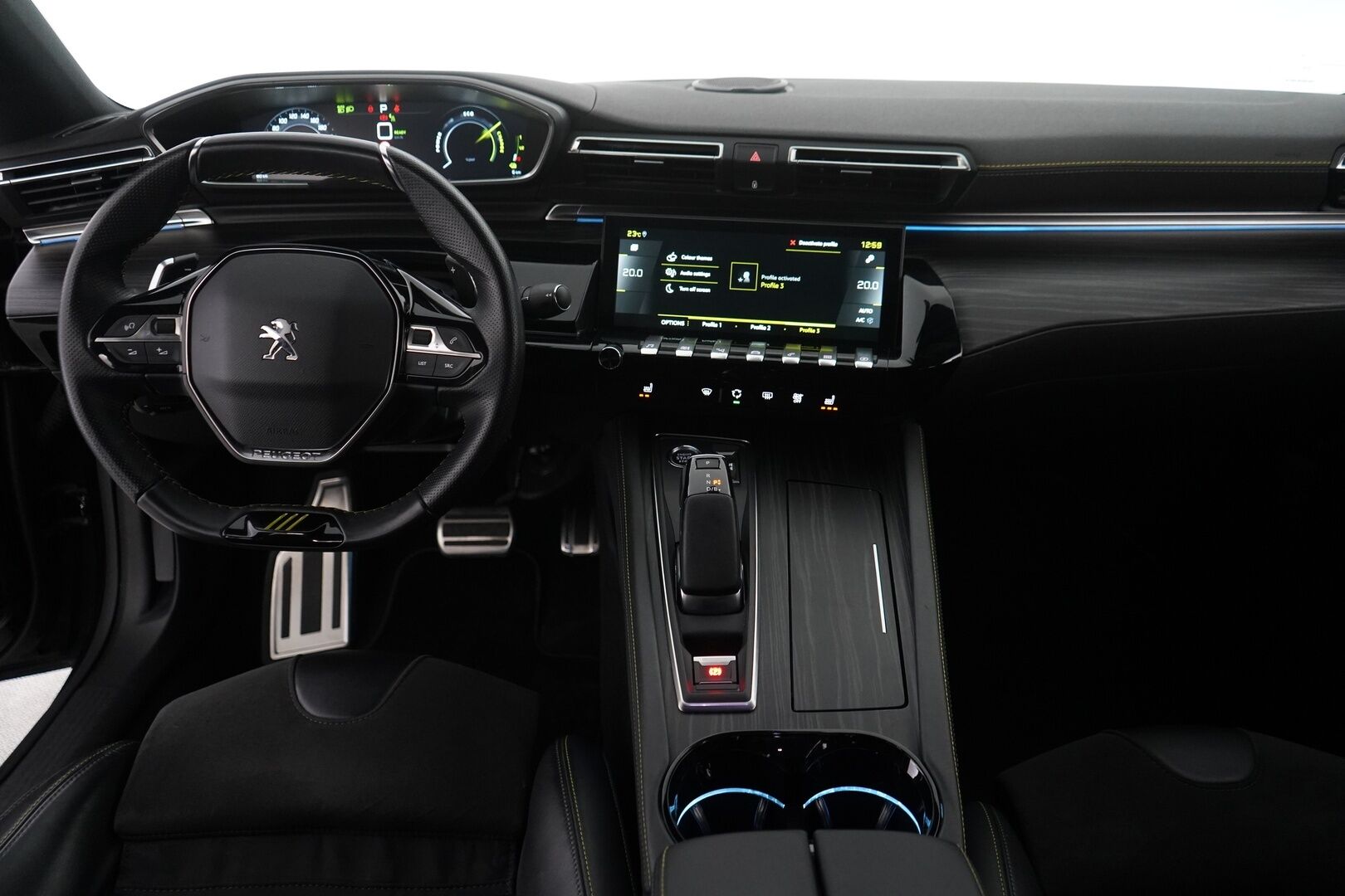 PEUGEOT 508 2021 PSE Hybrid4 360 EAT8-aut. AWD / Night Vision / 360° Kamera / Hierovat Etuistuimet / Muistipenkki / Focal Audio / ACC / KeylessGo / - 3,99 % KORKOTARJOUS TÄHÄN AUTOON - Viimeisin huolto 5/2025 / Merkkihuollot / Kahdet renkaat ja vanteet