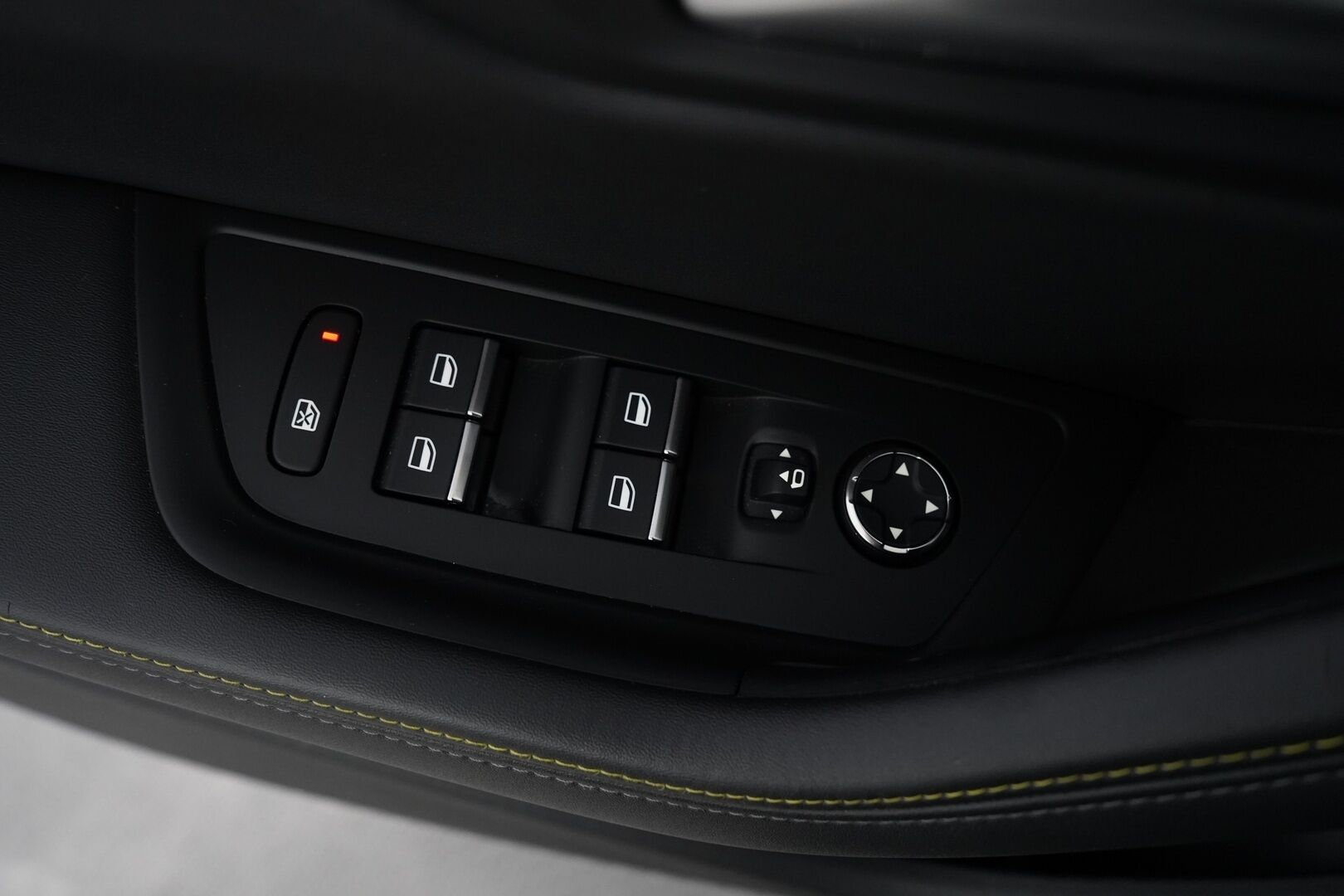 PEUGEOT 508 2021 PSE Hybrid4 360 EAT8-aut. AWD *Night Vision / 360° Kamera / Hierovat Etuistuimet / Muistipenkki / Focal Audio / ACC / KeylessGo* - KATSO KAMPANJAHINTA! / Viimeisin huolto 5/2025 / Merkkihuollot / Kahdet renkaat ja vanteet - Osta nyt, maksa vasta ensi vuonna