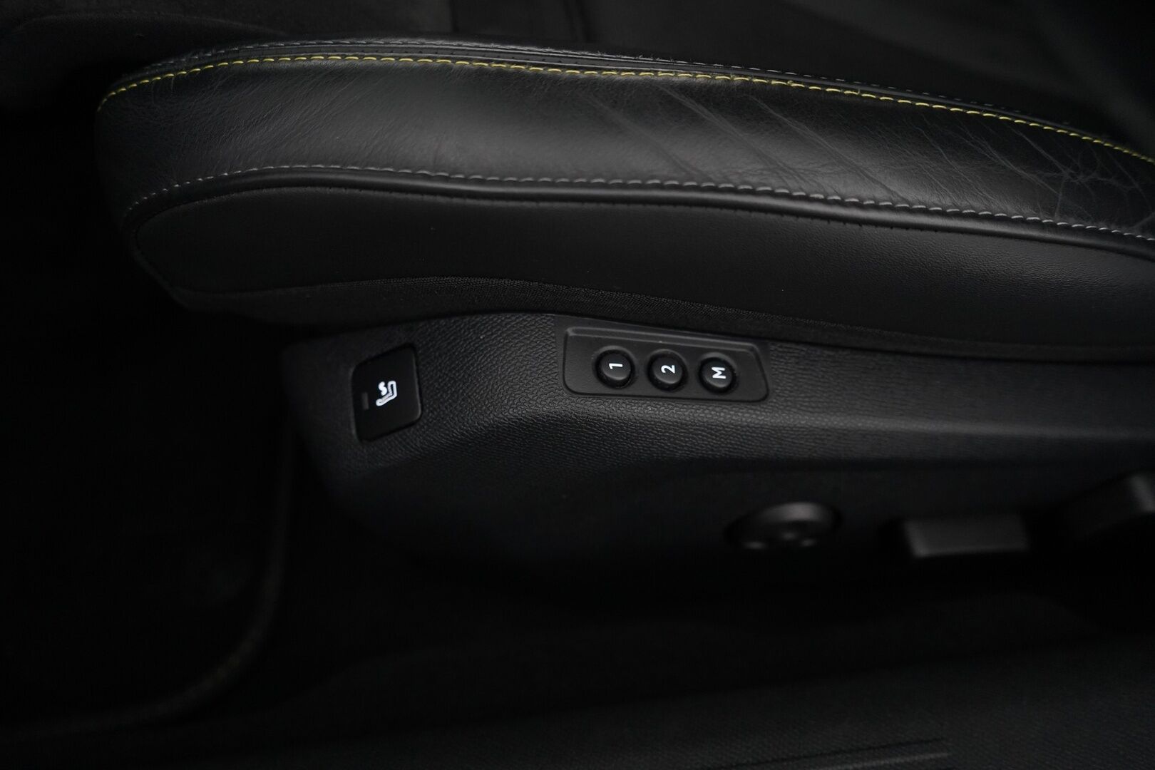 PEUGEOT 508 2021 PSE Hybrid4 360 EAT8-aut. AWD *Night Vision / 360° Kamera / Hierovat Etuistuimet / Muistipenkki / Focal Audio / ACC / KeylessGo* - KATSO KAMPANJAHINTA! / Viimeisin huolto 5/2025 / Merkkihuollot / Kahdet renkaat ja vanteet - Osta nyt, maksa vasta ensi vuonna