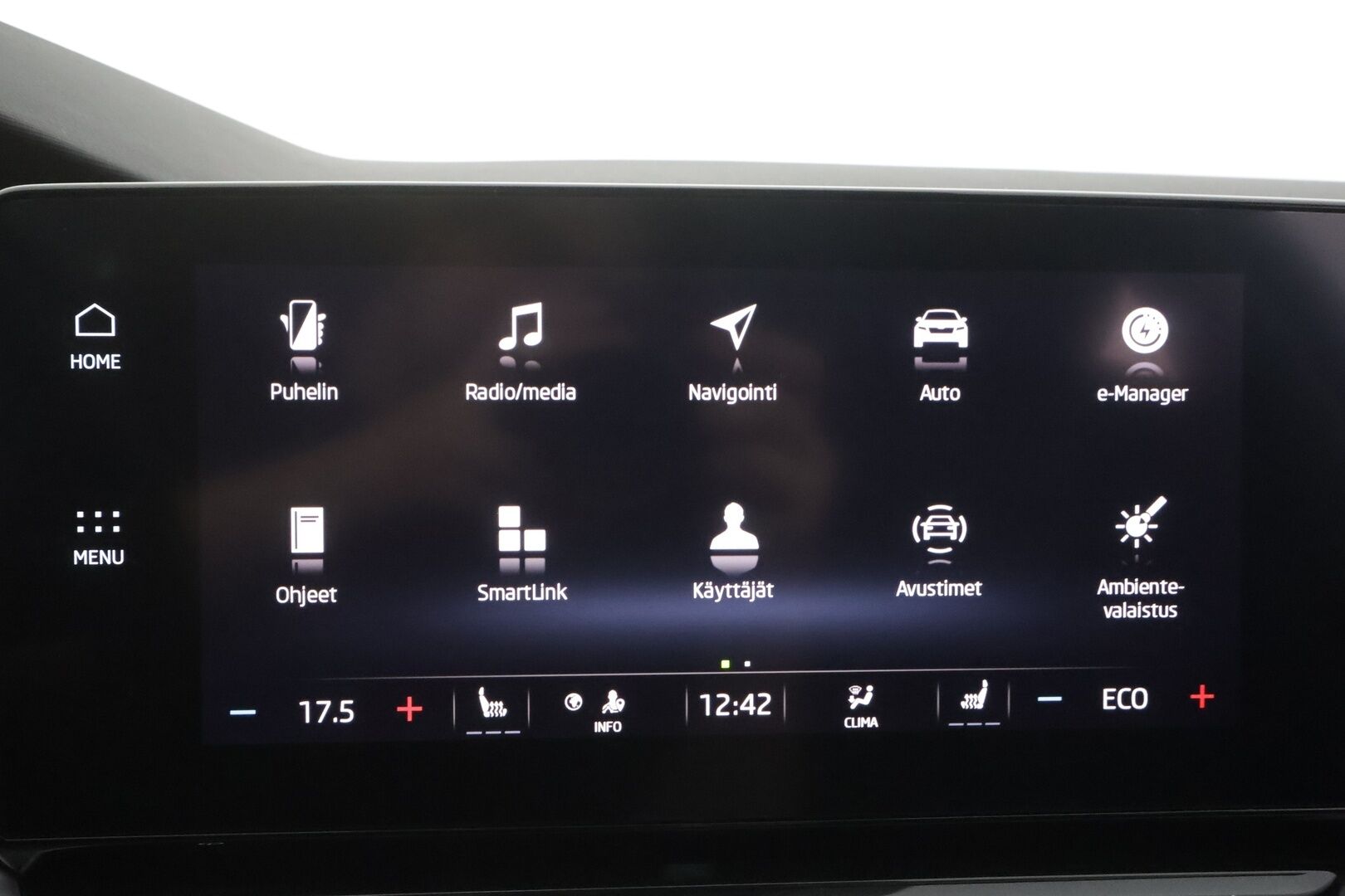 Skoda Octavia 2021 Combi 1.4 TSI PHEV Style iV DSG Autom. - | ACC | Webasto | Koukku | Skoda crystal Matrix LED | Muistipenkki | P.kamera | Puolinahat | Keyless | Apple&Android | Kahdet Renkaat | Merkkihuollettu |