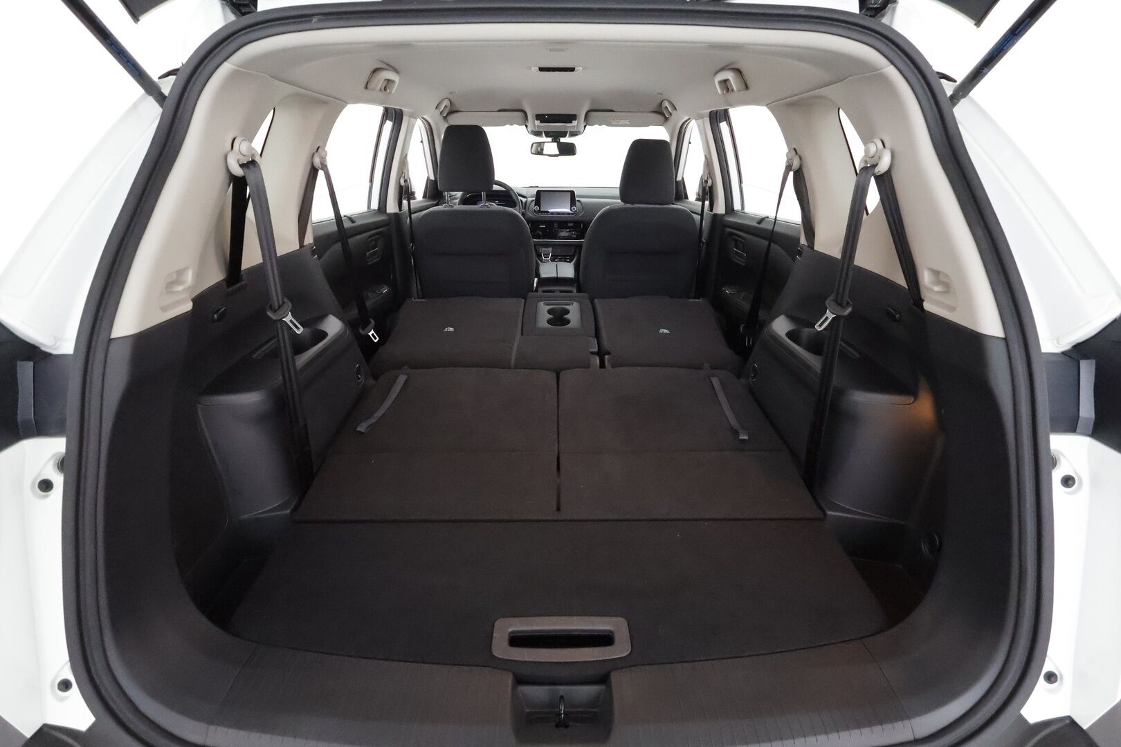 Nissan X-Trail 2024 MHEV 2WD Acenta 7ST ** Adapt.Vakkari / P.Kamera / LED-valot / Koukku / Kaistavahti / Sisätilanlämmitin / KeylessGO ** - 3,99 % KORKOTARJOUS TÄHÄN AUTOON - 1.Om Suomi-auto / 2x Renkaat