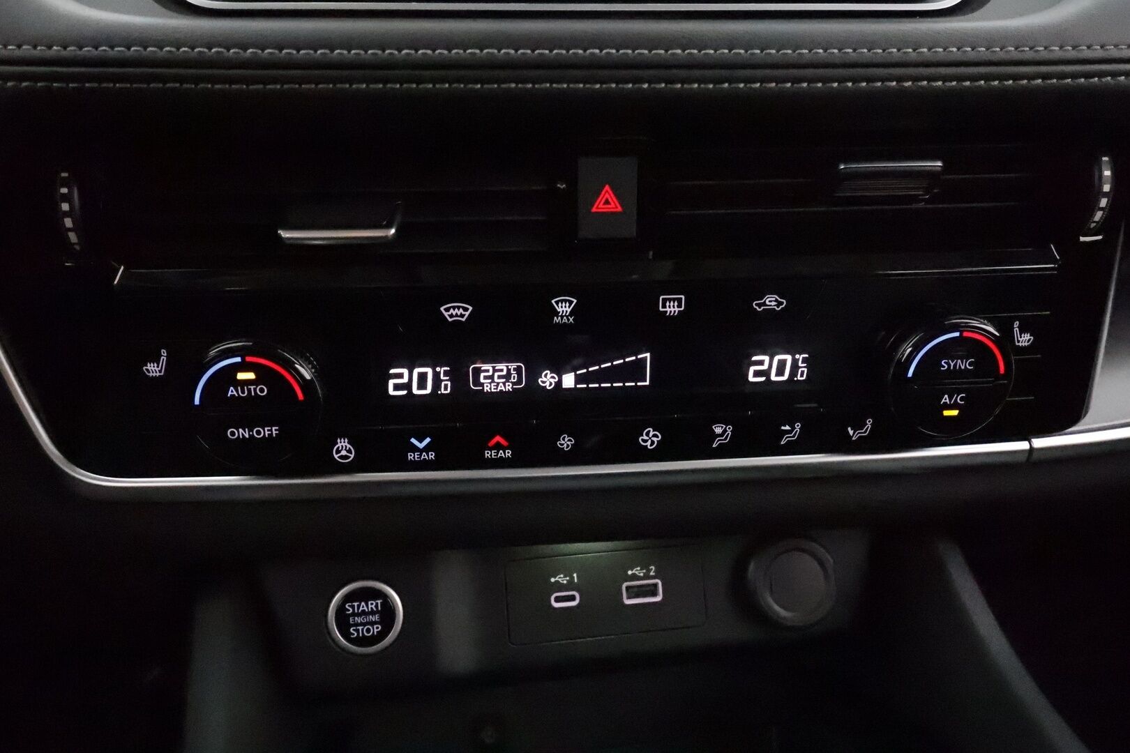 Nissan X-Trail 2024 MHEV 2WD Acenta 7ST ** Adapt.Vakkari / P.Kamera / LED-valot / Koukku / Kaistavahti / Sisätilanlämmitin / KeylessGO ** - 3,99 % KORKOTARJOUS TÄHÄN AUTOON - 1.Om Suomi-auto / 2x Renkaat