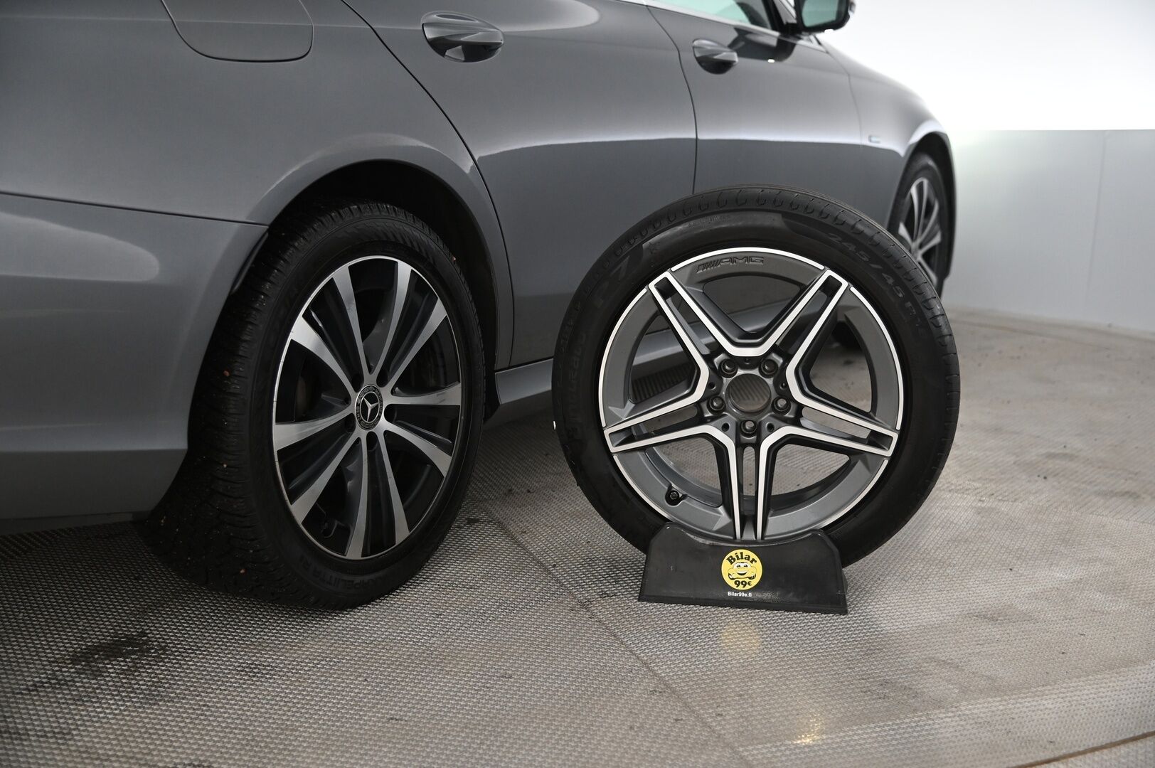 Mercedes-Benz E 2020 300 de 4Matic T A Business AMG EQ Power *Soh 89% / DTR+ / 360 kamera / Panorama / Adapt.vak*