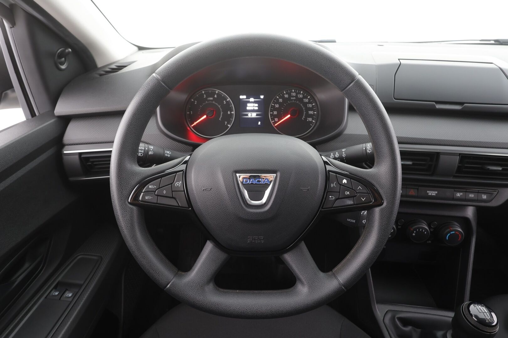 Dacia Jogger 2022 TCe 110 Essential 7p - | LED | Ilmastointi | P.tutkat | Merkkihuollot | 1-om suomi-auto | Kahdet renkaat | Bluetooth | Penkinlämmittimet | 
