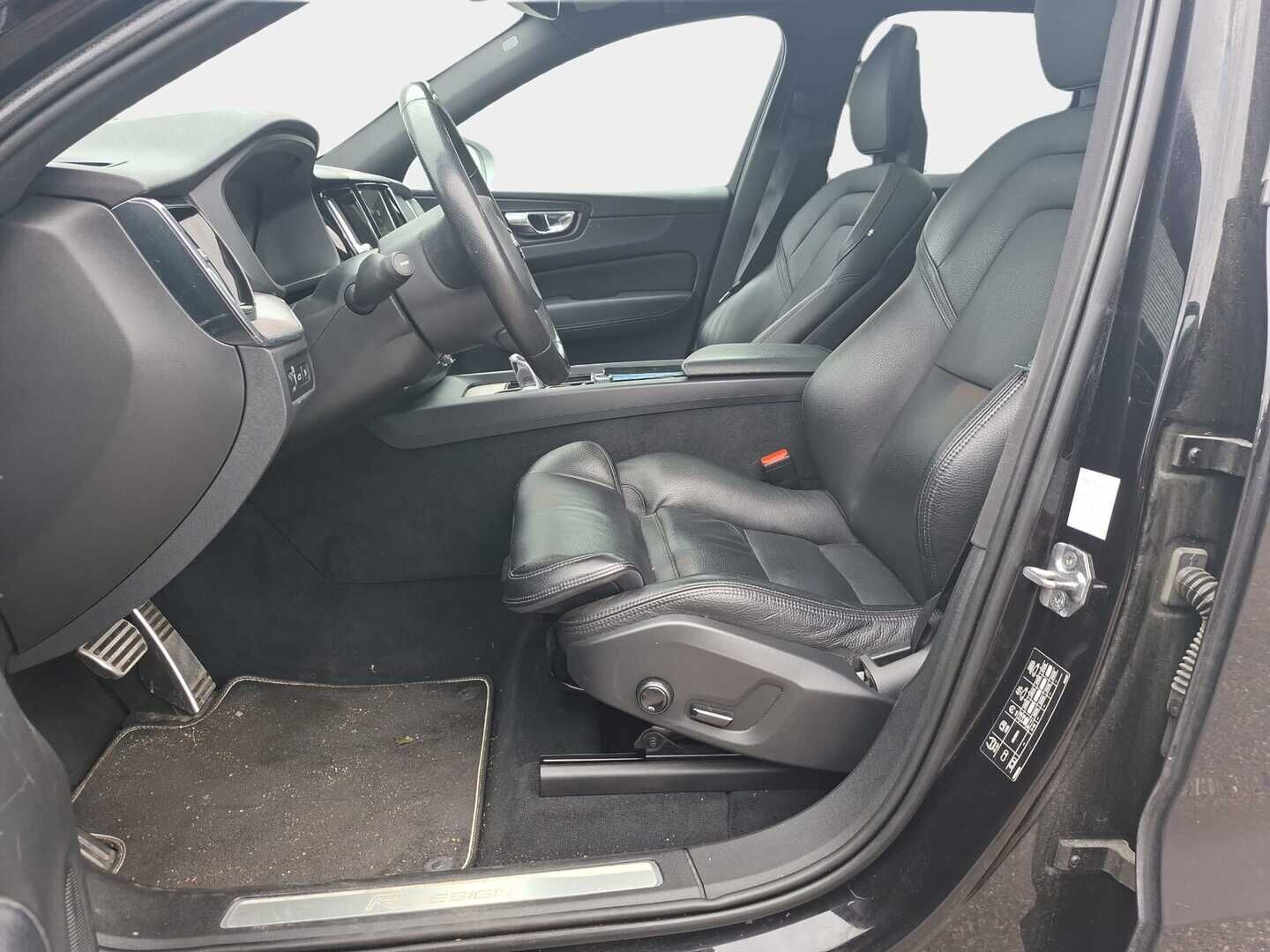Volvo XC60 2017 T8 AWD R-Design aut - *JUURI SAAPUNUT, LISÄTIEDOT ANTONILTA*P*0931523551*