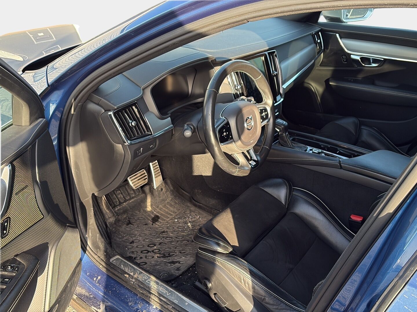 Volvo V90 2018 D4 AWD Business R-Design aut * Webasto / Adapt.vakkari / Harman&Kardon / Vetokoukku / Full-LED / Nahka-Alcantara * - Bursting Blue / Lämm.tuulilasi / Jakopää tehty / Juuri saapunut Tampereelle!