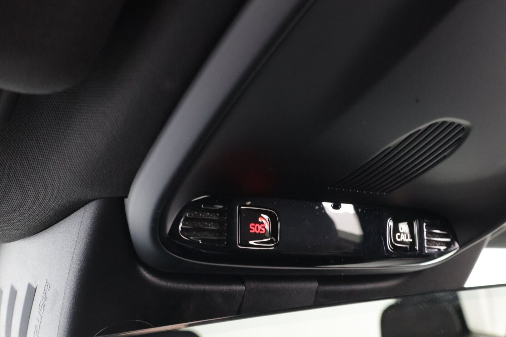 Volvo V90 2018 D4 AWD Business R-Design aut * Webasto / Adapt.vakkari / Harman&Kardon / Vetokoukku / Full-LED / Nahka-Alcantara * - Bursting Blue / Lämm.tuulilasi / Jakopää tehty / Juuri saapunut Tampereelle! - HULLUT AVAJAISHULINAT KORKOTARJOUS 3,29 %