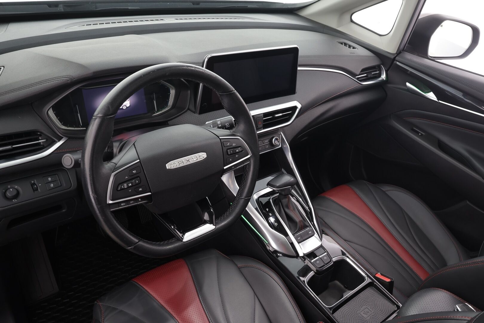 Maxus Euniq 5 2022 Grand Wagon 7-P 177hv - Exclusive * ACC / Full-LED / Panorama / 360 / Sähköpenkit / Kaistavahti / Keyless * - Suomi-auto / 2x Latauskaapelit