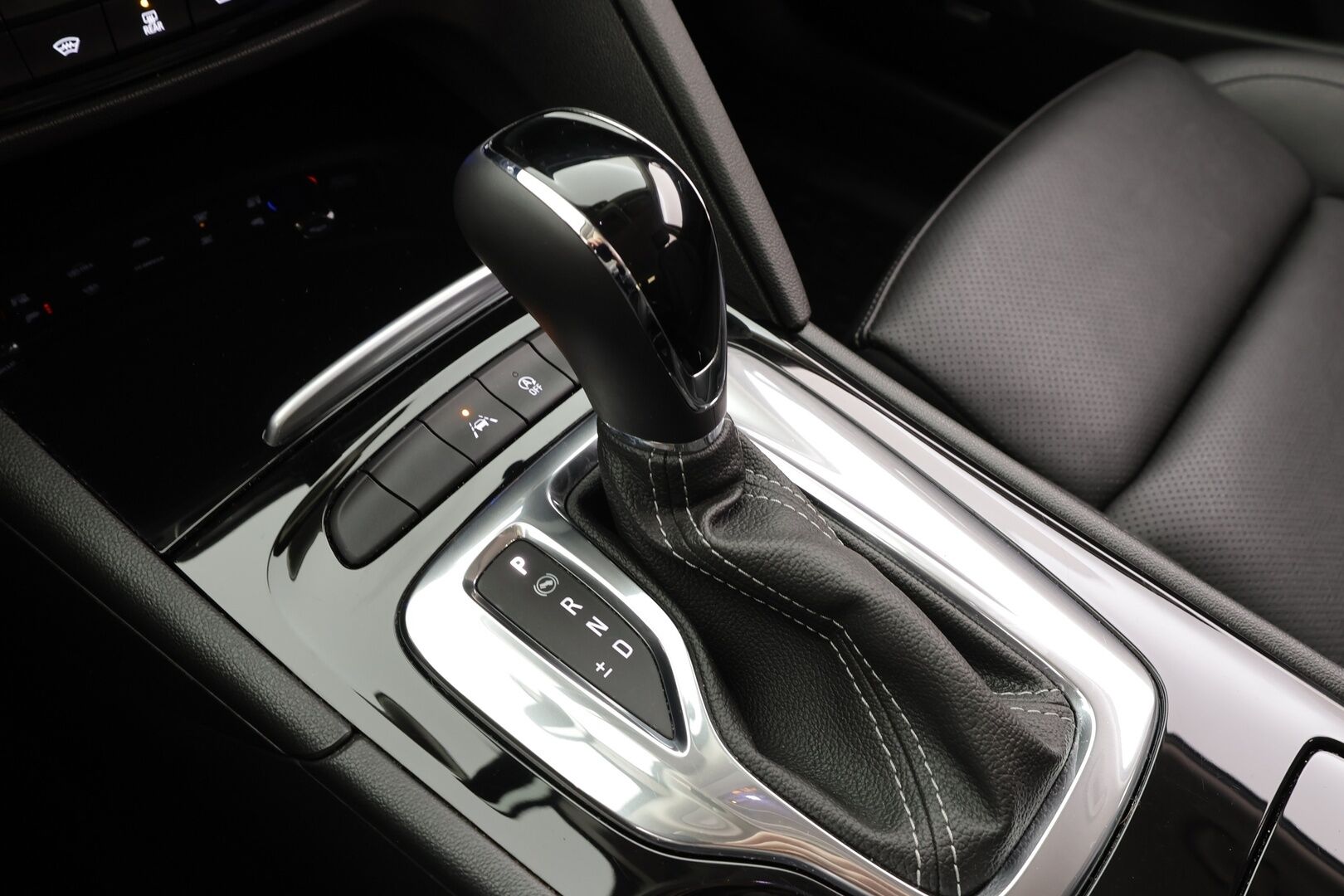 Opel Insignia 2022 Sports Tourer Executive 175 D Turbo A * Vakkari / Bose / Koukku /  P.kamera / Muistipenkki / Apple&Android * - 1.Om Suomi auto / Ilmatoidut sporttipenkit / Kyeless - HULLU BLACKWEEK KORKOTARJOUS 2,49%