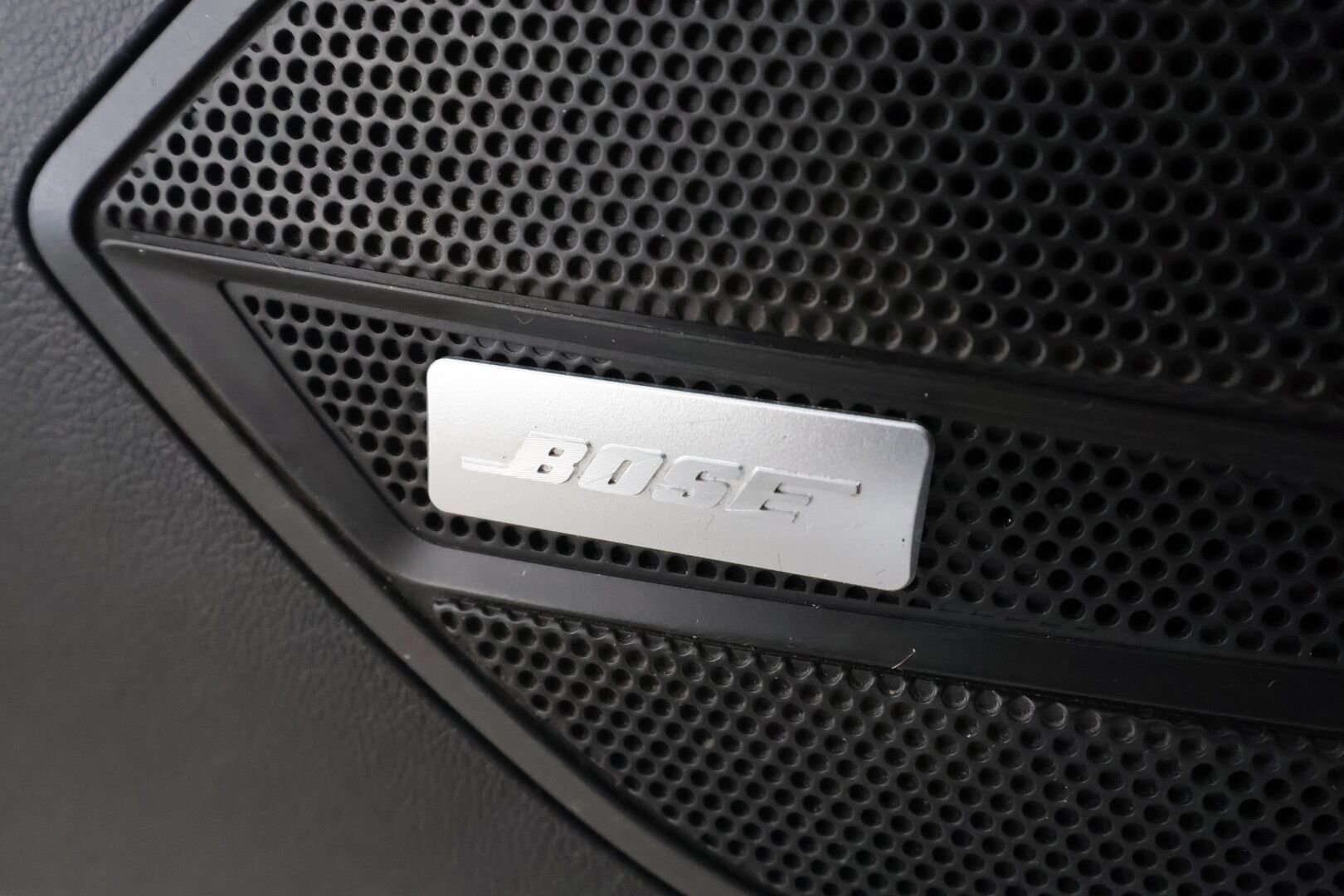 Opel Insignia 2022 Sports Tourer Executive 175 D Turbo A * Vakkari / Bose / Koukku /  P.kamera / Muistipenkki / Apple&Android * - 1.Om Suomi auto / Ilmatoidut sporttipenkit / Kyeless - HULLU BLACKWEEK KORKOTARJOUS 2,49%