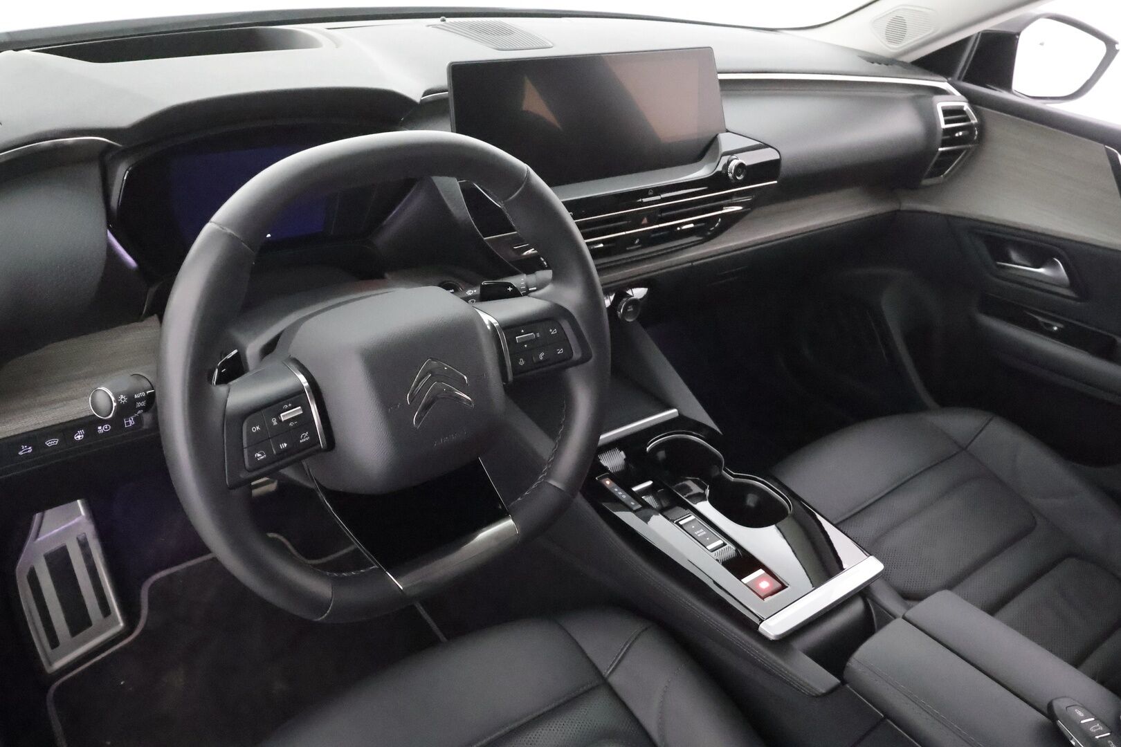 Citroen C5 X 2022 Plug-in Hybrid 225 Shine Pack Launch Edition EAT8 Automaatti - ACC | HUD | Lohko | 360-Kamera | Sähköpenkit | Nahat | 1.Om Suomi-auto | Merkkihuollettu | Kahdet Renkaat | Katsastettu 5/26