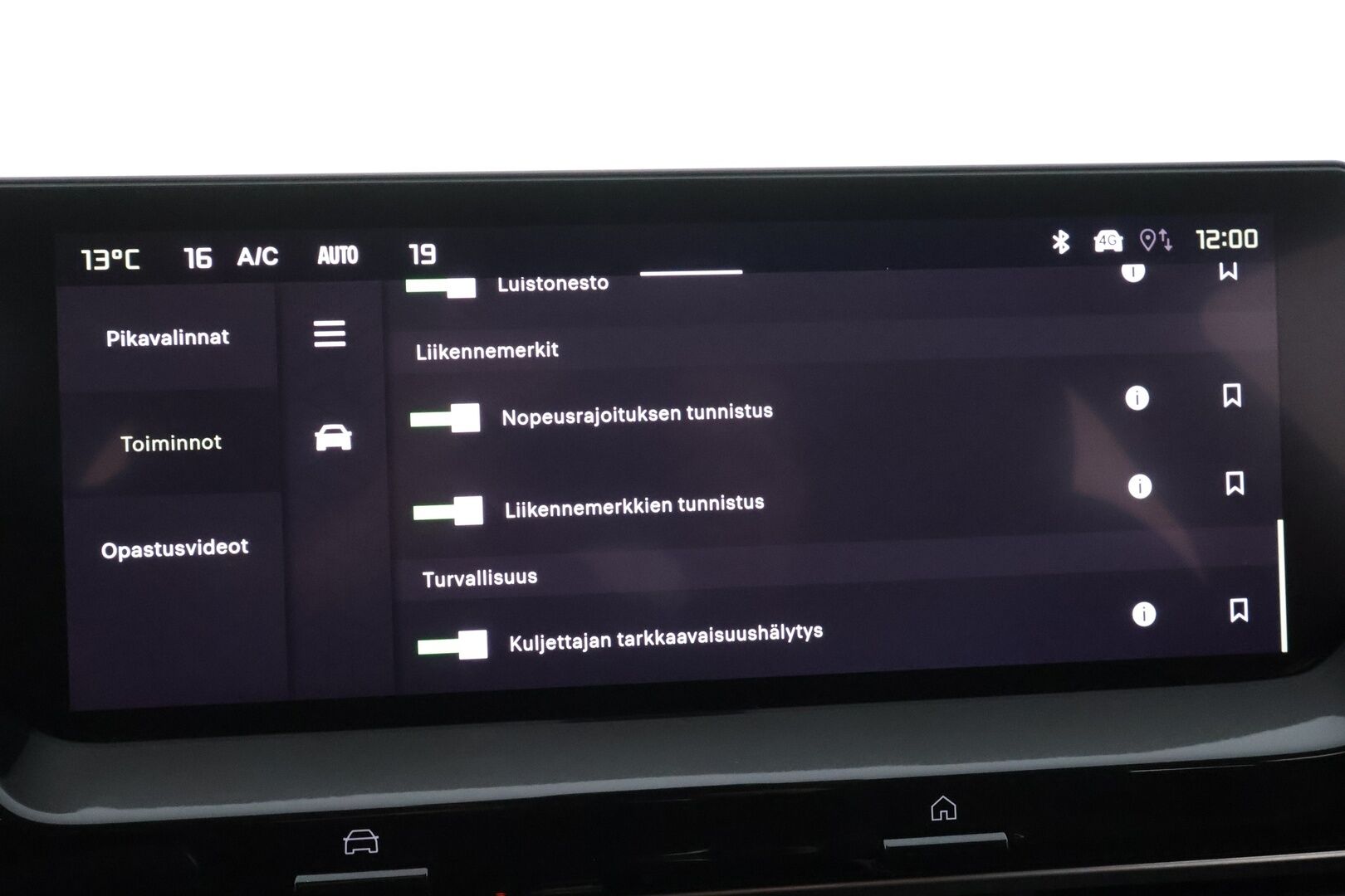 Citroen C5 X 2022 Plug-in Hybrid 225 Shine Pack Launch Edition EAT8 Automaatti - ACC | HUD | Lohko | 360-Kamera | Sähköpenkit | Nahat | 1.Om Suomi-auto | Merkkihuollettu | Kahdet Renkaat | Katsastettu 5/26