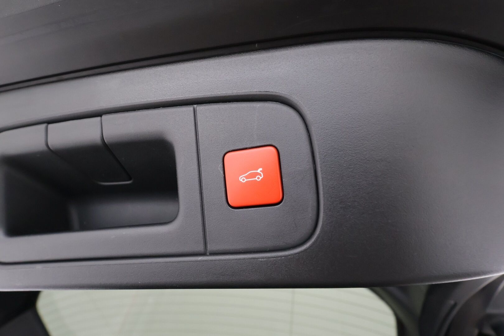 Citroen C5 X 2022 Plug-in Hybrid 225 Shine Pack Launch Edition EAT8 * HUD / ACC / LED / 360° / Muistipenkki / Navi / Keyless * - 1-om Suomi-auto / 2x Latauskaapelit / Kahdet renkaat - Osta nyt, maksa vasta ensi vuonna