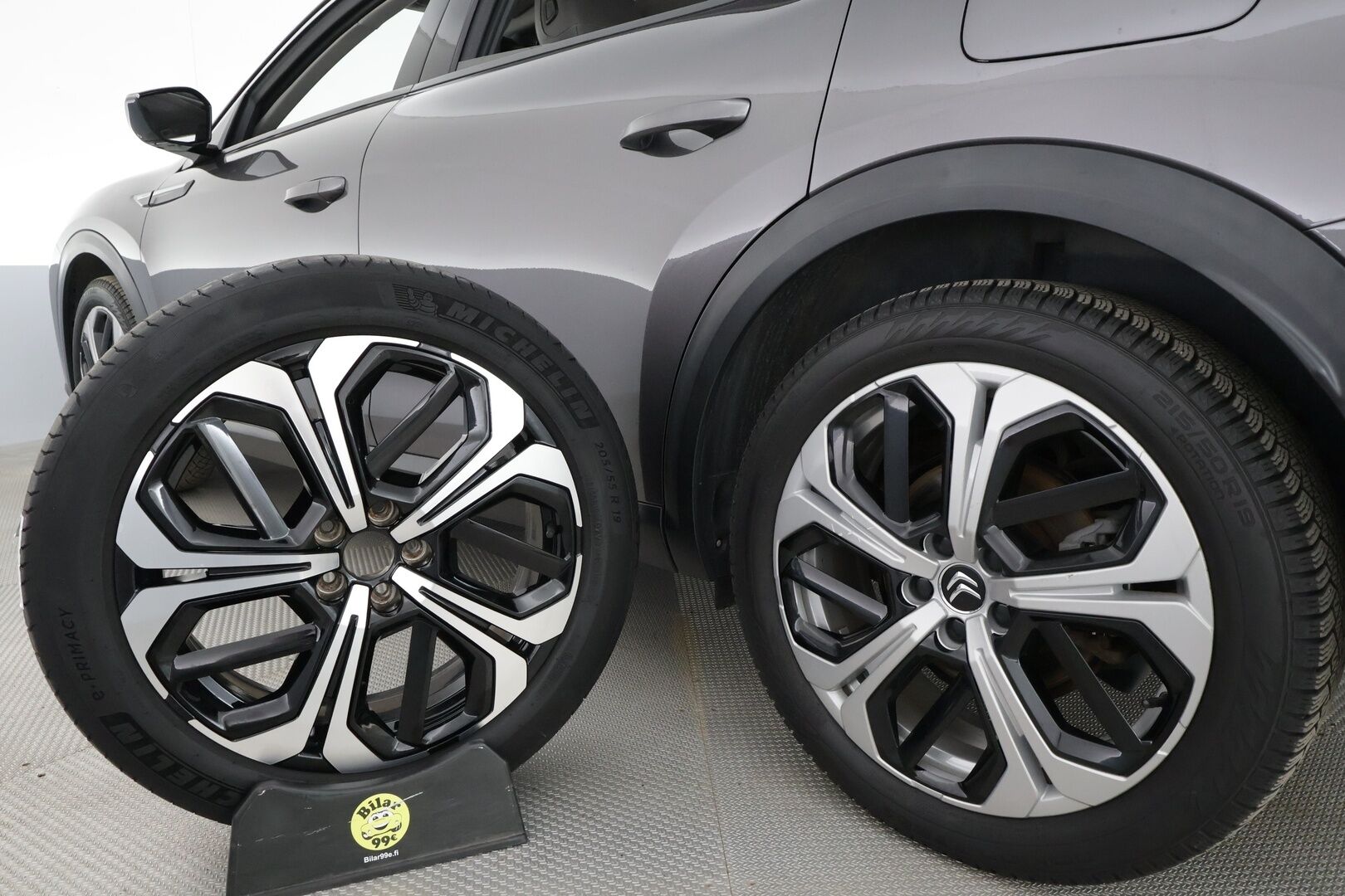 Citroen C5 X 2022 Plug-in Hybrid 225 Shine Pack Launch Edition EAT8 * HUD / ACC / LED / 360° / Muistipenkki / Navi / Keyless * - 1-om Suomi-auto / 2x Latauskaapelit / Kahdet renkaat - Osta nyt, maksa vasta ensi vuonna