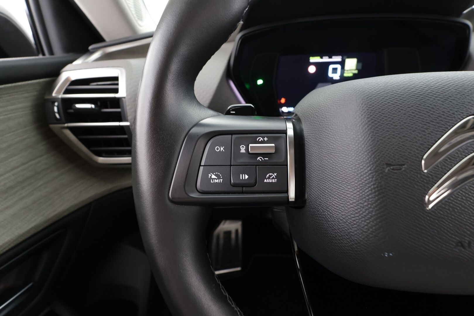 Citroen C5 X 2022 Plug-in Hybrid 225 Shine Pack Launch Edition EAT8 * HUD / ACC / LED / 360° / Muistipenkki / Navi / Keyless * - 1-om Suomi-auto / 2x Latauskaapelit / Kahdet renkaat - Osta nyt, maksa vasta ensi vuonna